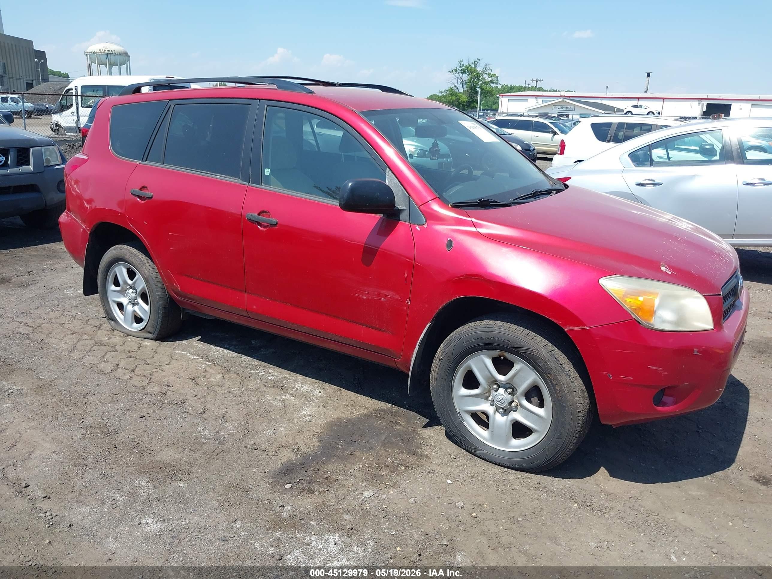 2008 Toyota Rav4   Red vin: JTMBD33V385205283