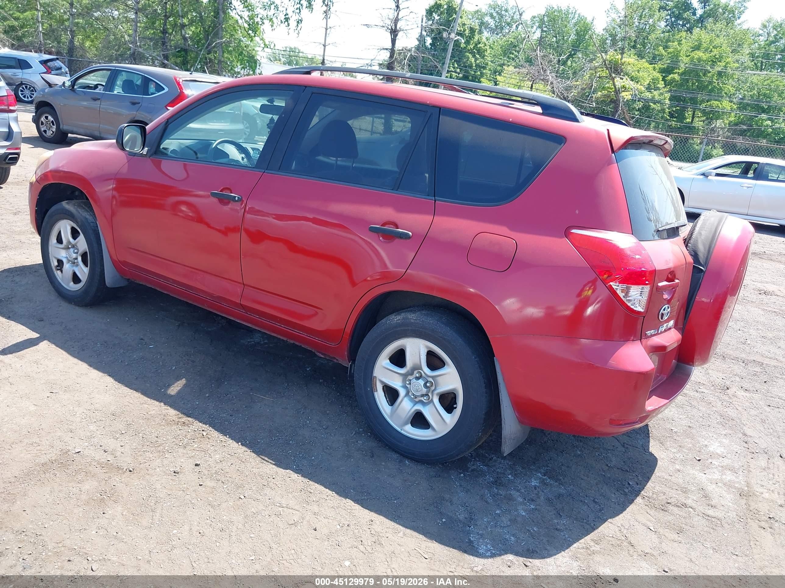 2008 Toyota Rav4   Red vin: JTMBD33V385205283