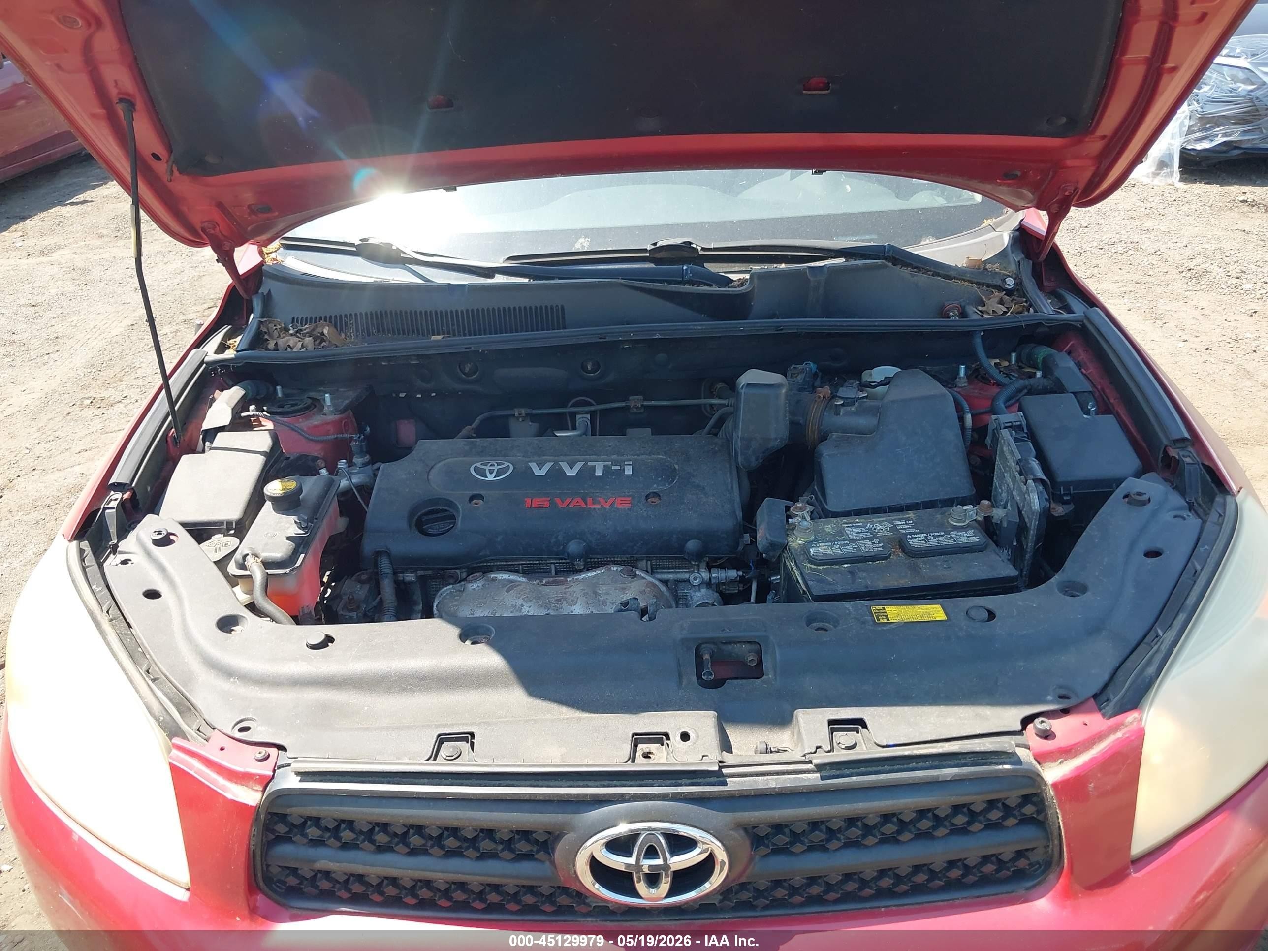 2008 Toyota Rav4   Red vin: JTMBD33V385205283
