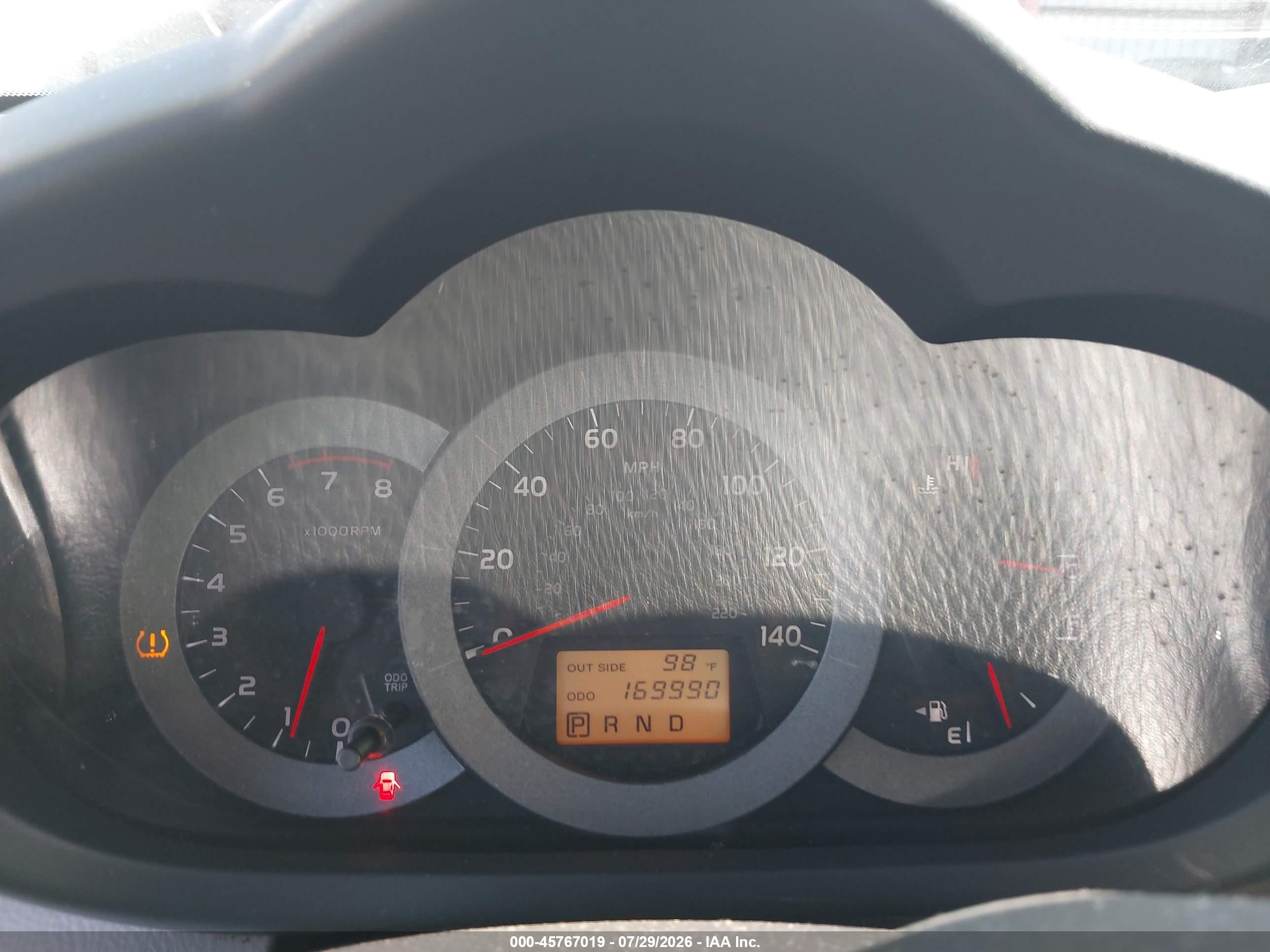 2006 Toyota Rav4   White vin: JTMBD33V465021127