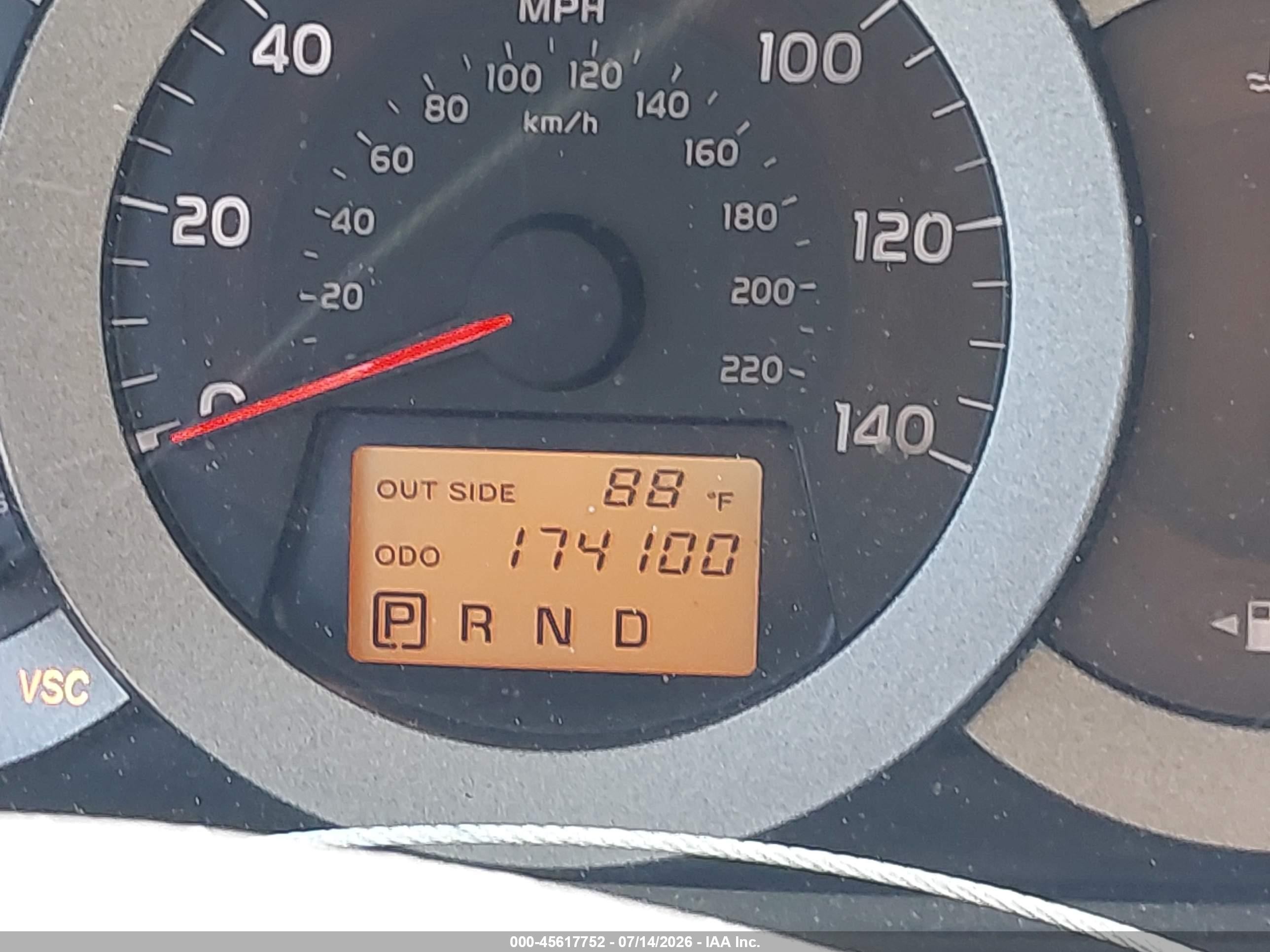 2006 Toyota Rav4   Red vin: JTMBD33V465026151