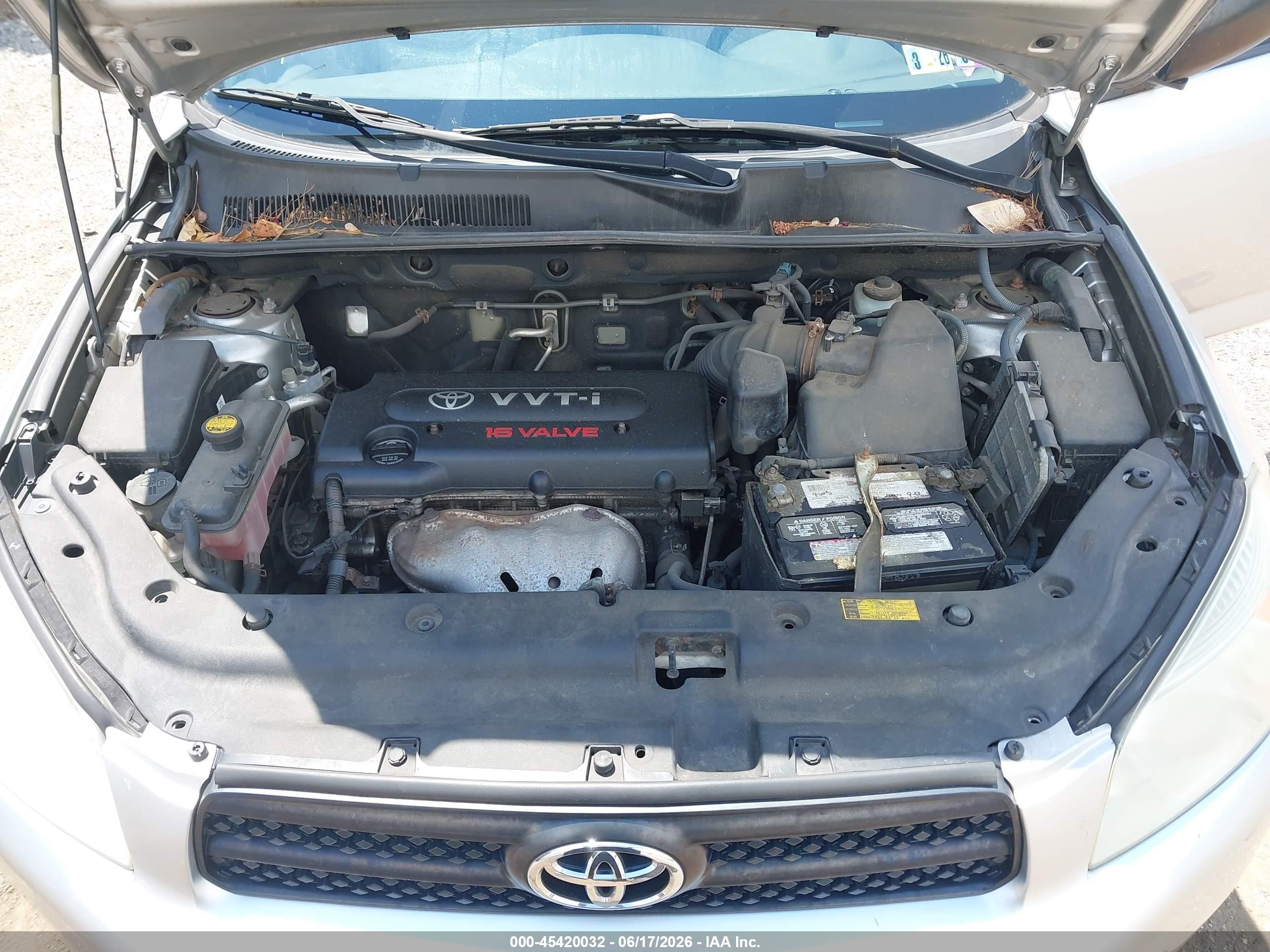 2007 Toyota Rav4   Silver vin: JTMBD33V476029160