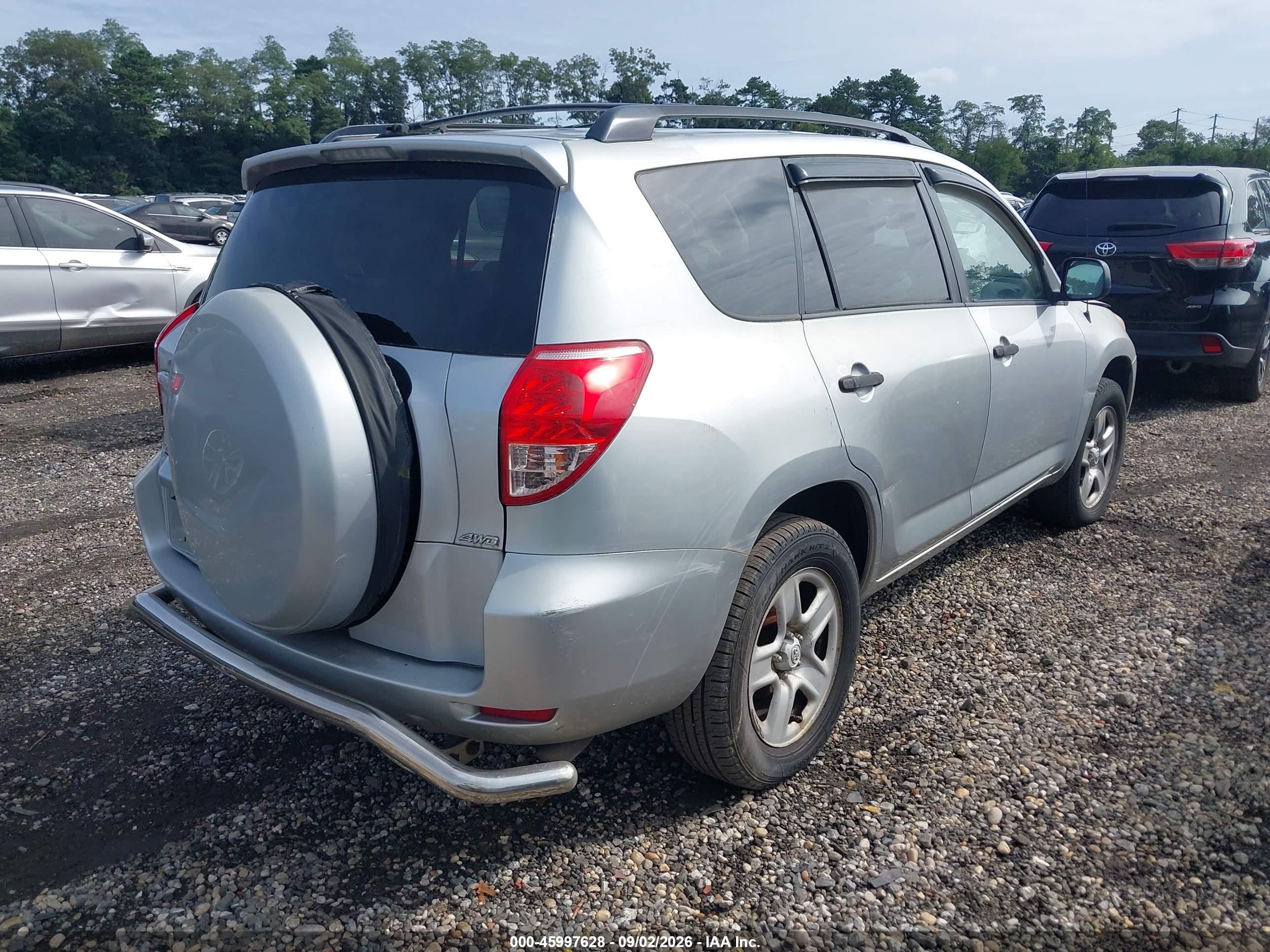 2008 Toyota Rav4   Silver vin: JTMBD33V485207396