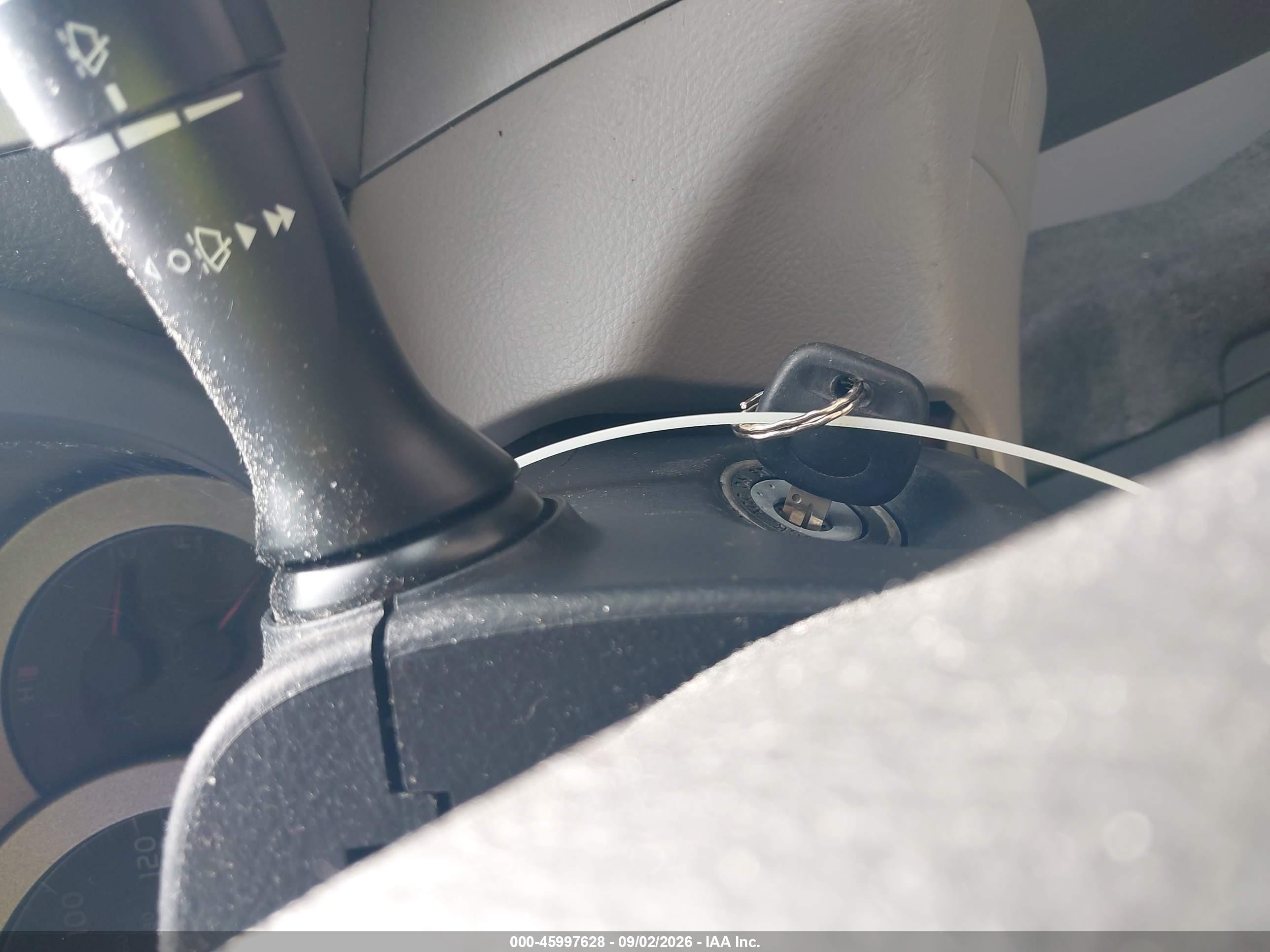 2008 Toyota Rav4   Silver vin: JTMBD33V485207396