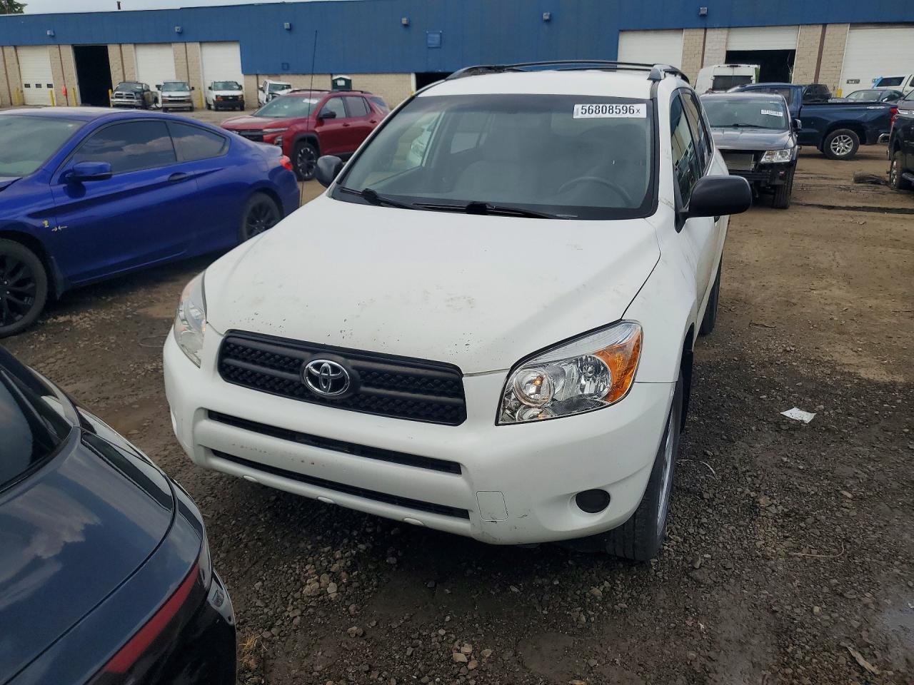2008 Toyota Rav4 Base White vin: JTMBD33V485213814