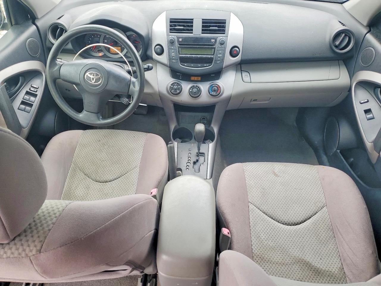 2008 Toyota Rav4 Base Зеленый vin: JTMBD33V486057106