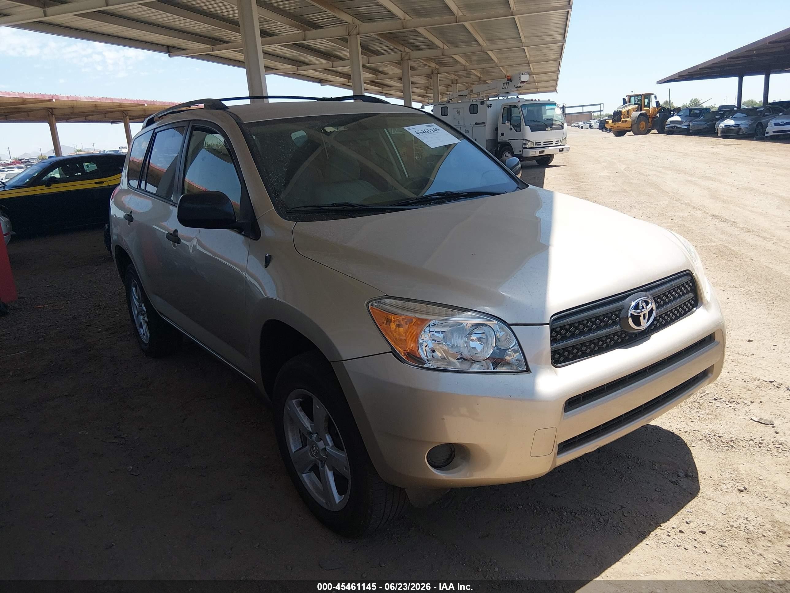 2008 Toyota Rav4   Beige vin: JTMBD33V486072415