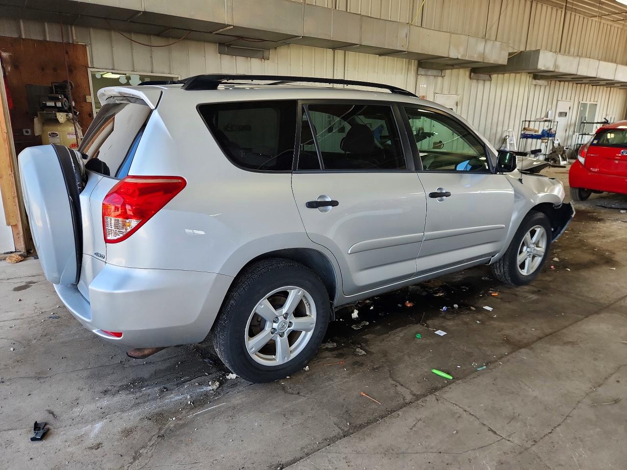2008 Toyota Rav4 Base Silver vin: JTMBD33V486075752