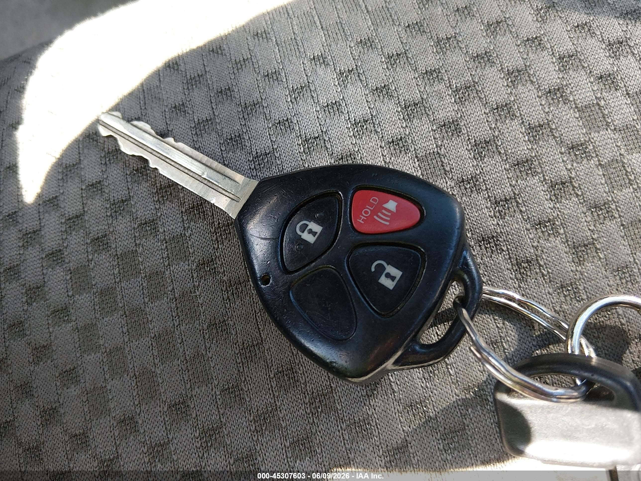 2008 Toyota Rav4   Silver vin: JTMBD33V486077338