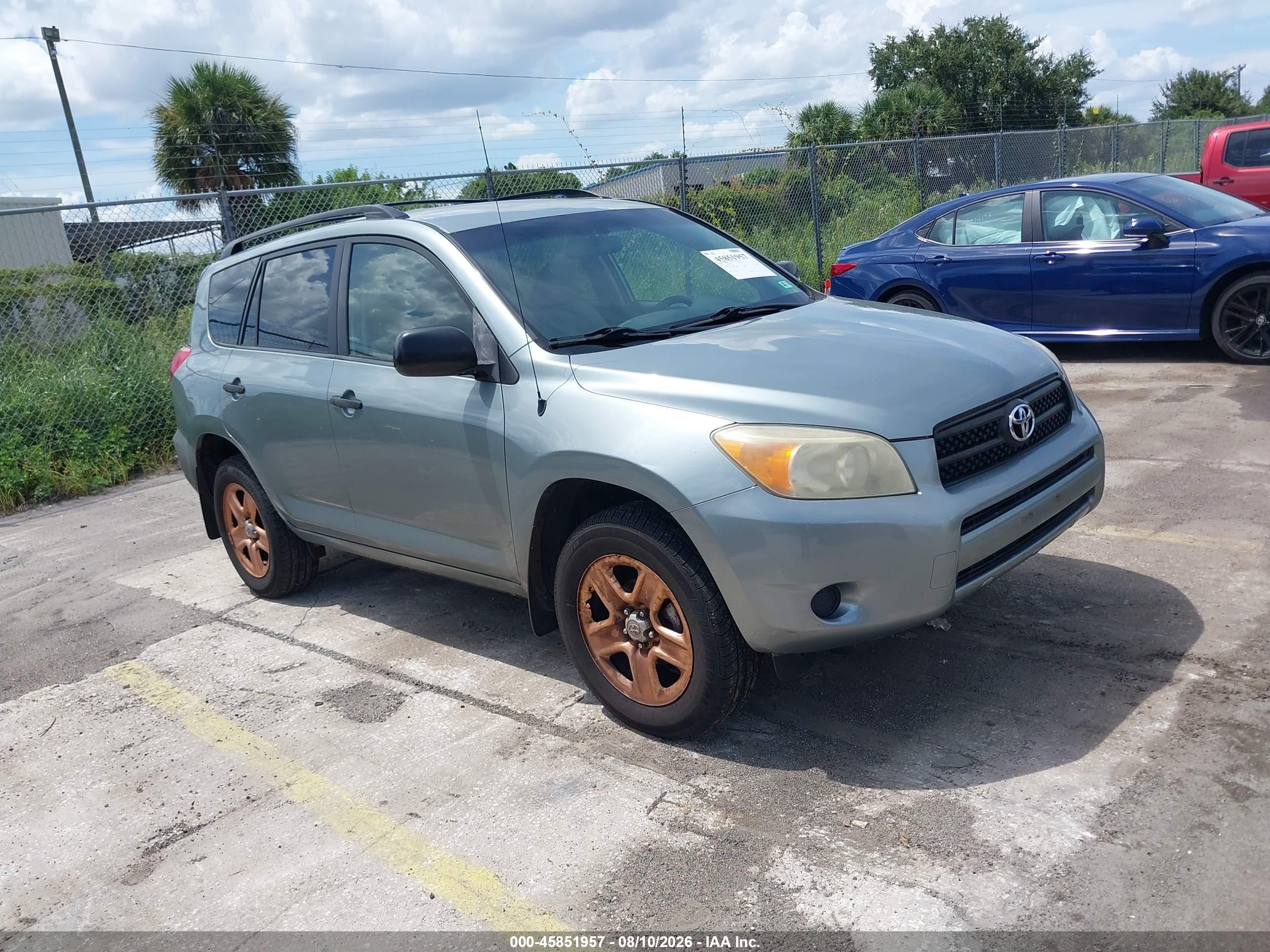 2006 Toyota Rav4   Gray vin: JTMBD33V566022572