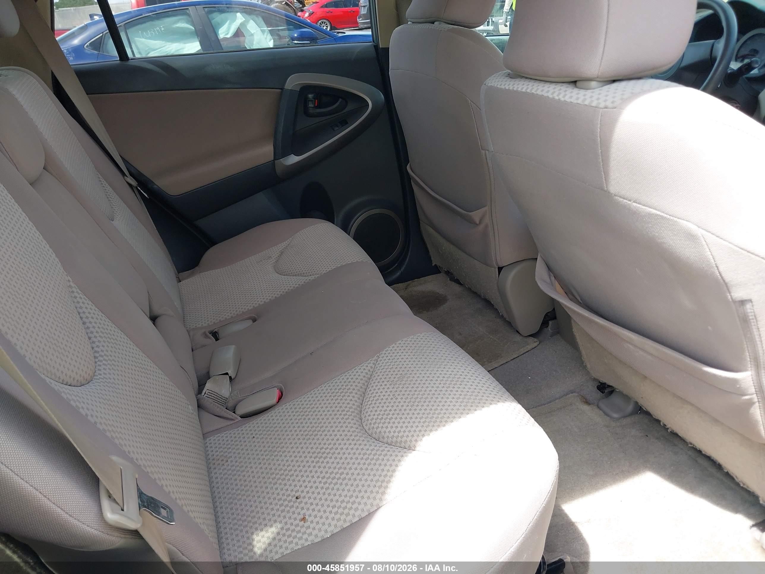 2006 Toyota Rav4   Gray vin: JTMBD33V566022572