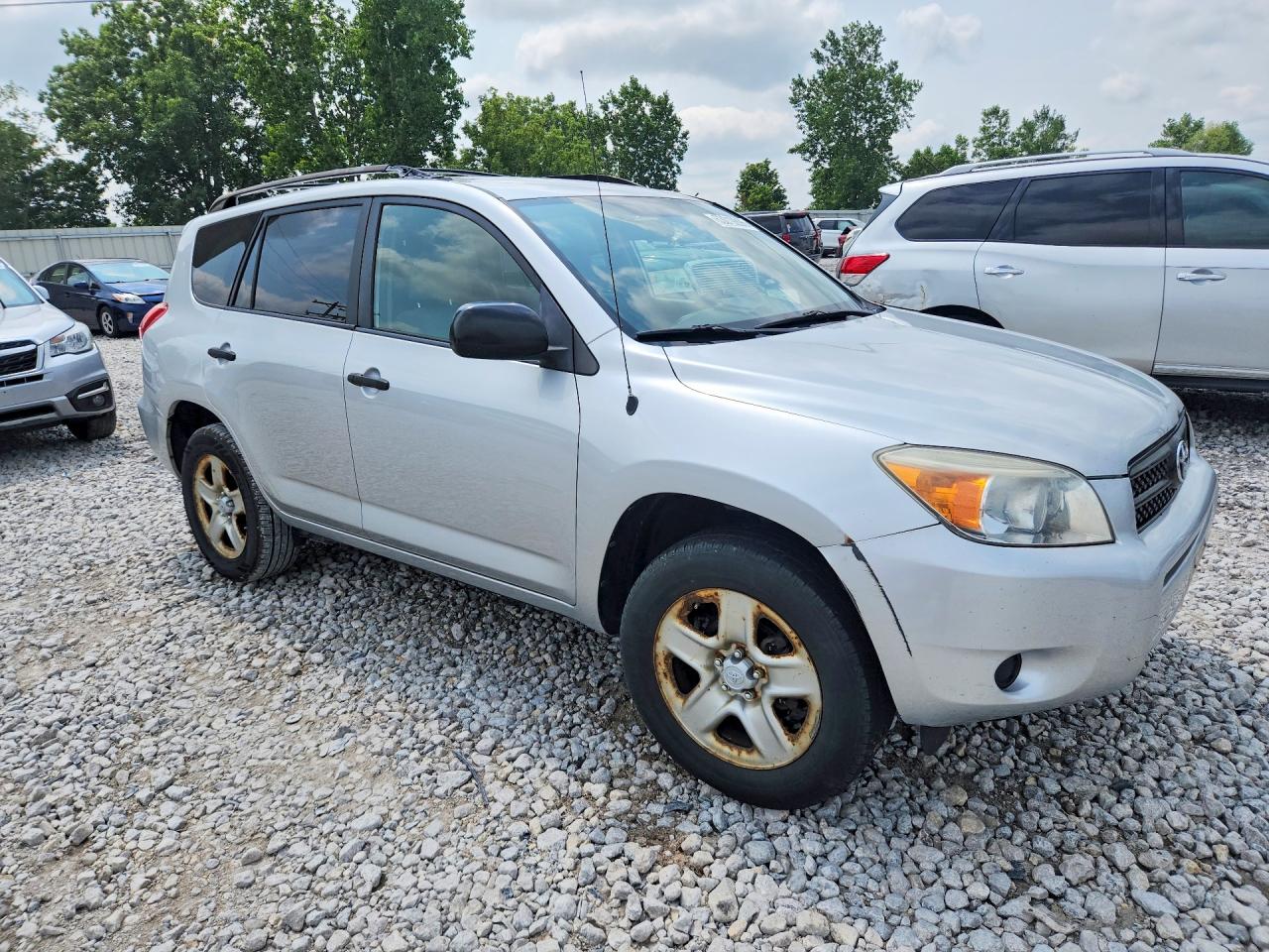 2007 Toyota Rav4 Base Gray vin: JTMBD33V575115678