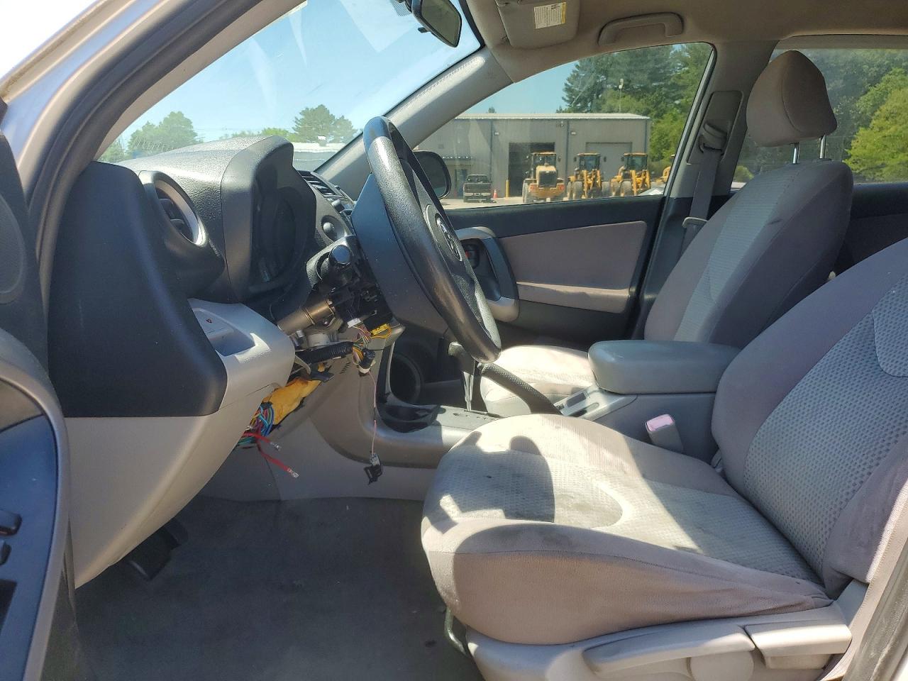 2007 Toyota Rav4 Base Серебряный vin: JTMBD33V576025733