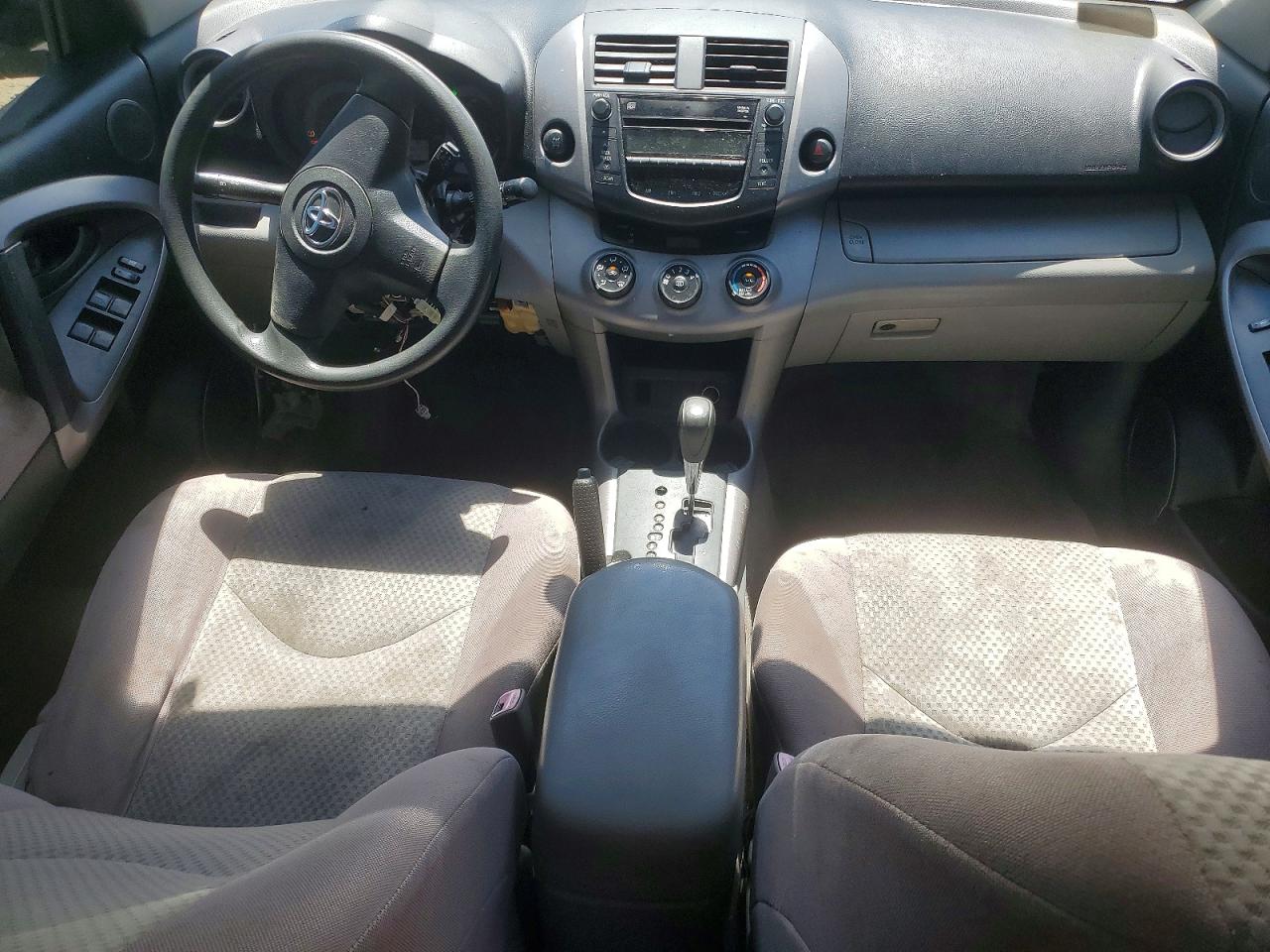 2007 Toyota Rav4 Base Серебряный vin: JTMBD33V576025733