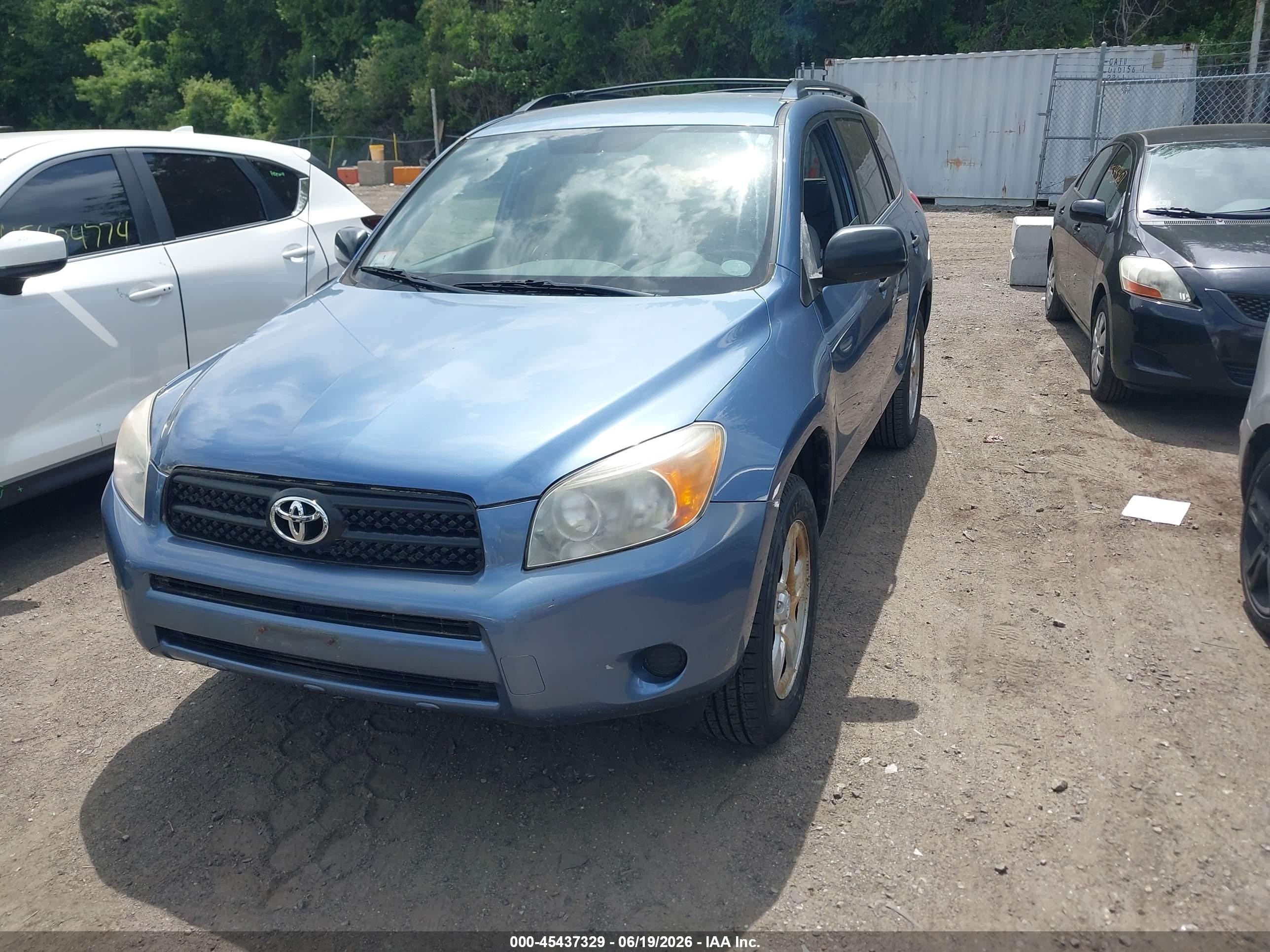2007 Toyota Rav4 Blue vin: JTMBD33V576045304