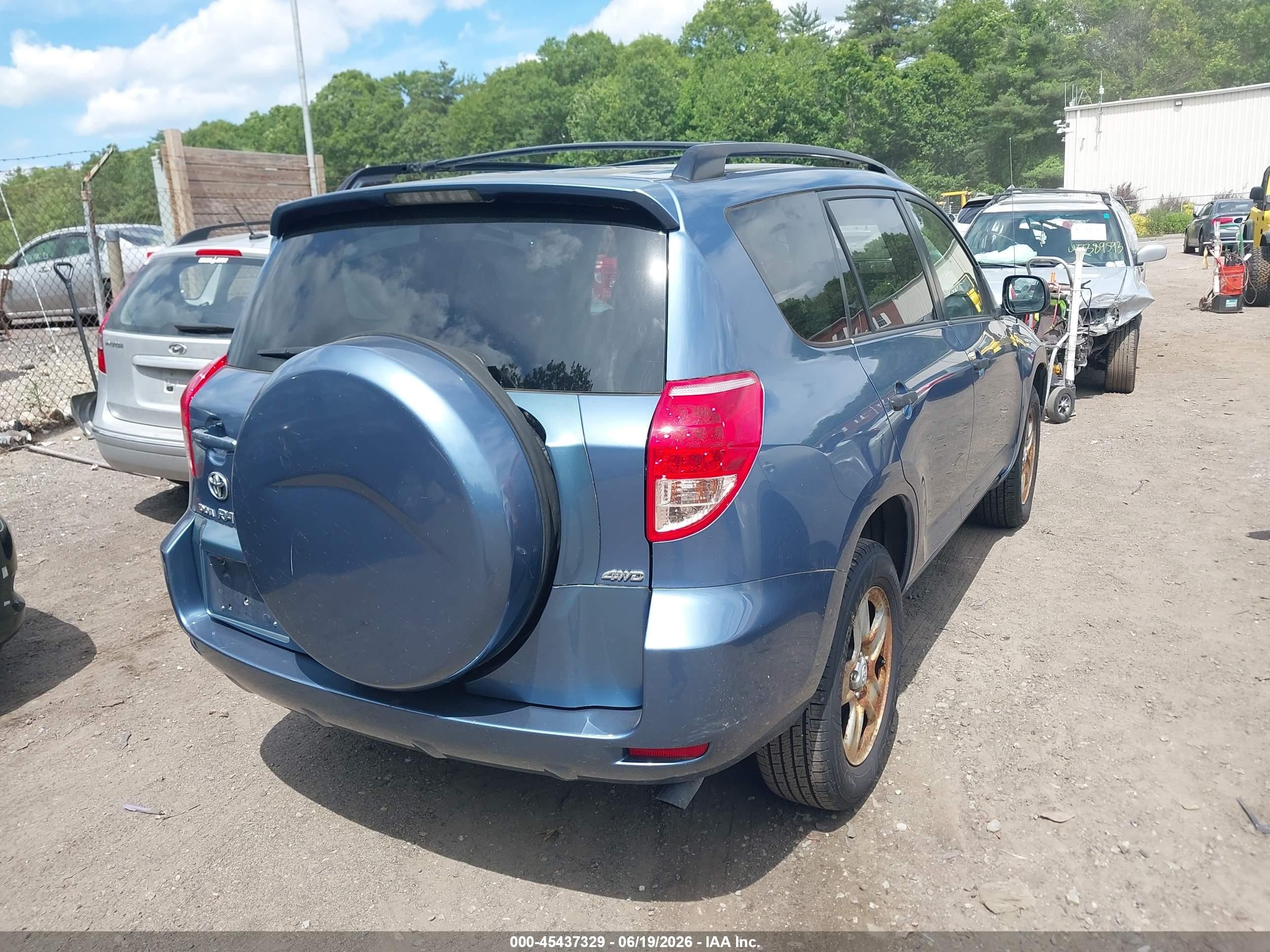 2007 Toyota Rav4 Blue vin: JTMBD33V576045304