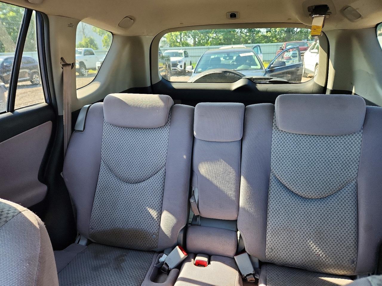 2008 Toyota Rav4 Base Blue vin: JTMBD33V585143823