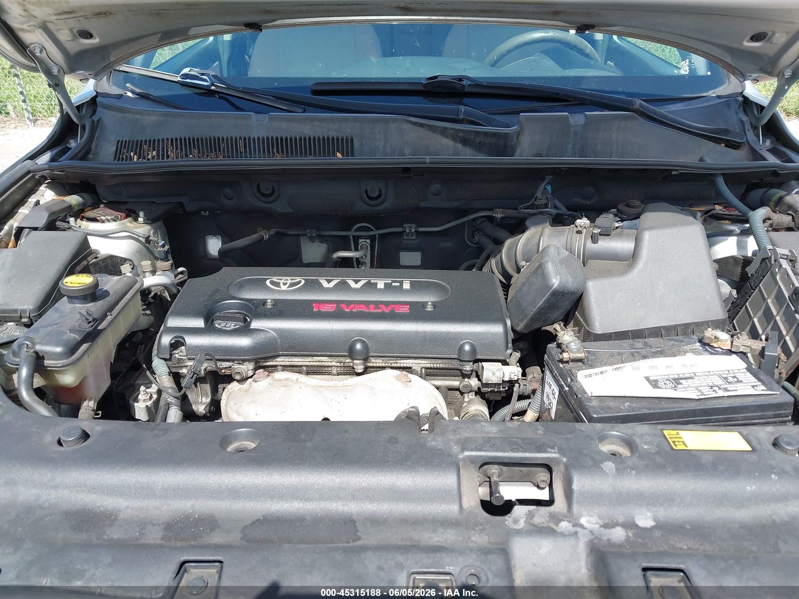 2006 Toyota Rav4   Silver vin: JTMBD33V665012106