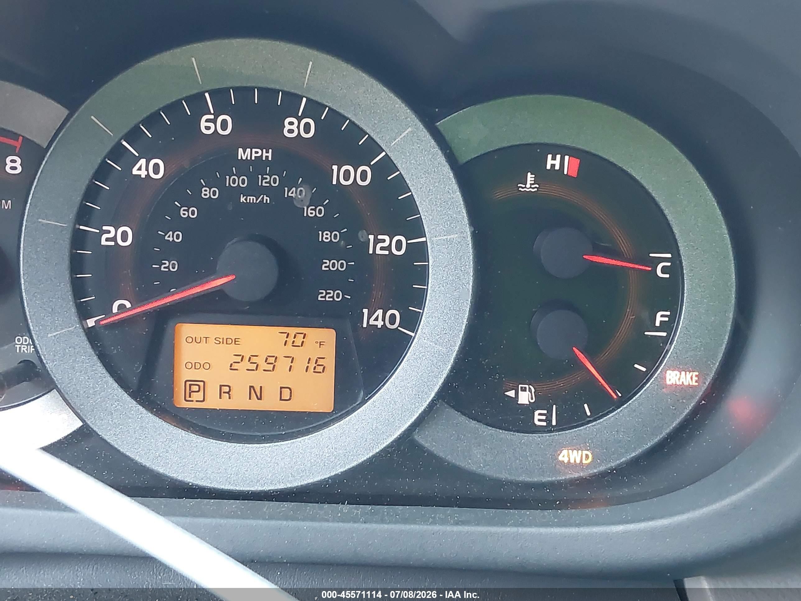 2006 Toyota Rav4   Silver vin: JTMBD33V665036826