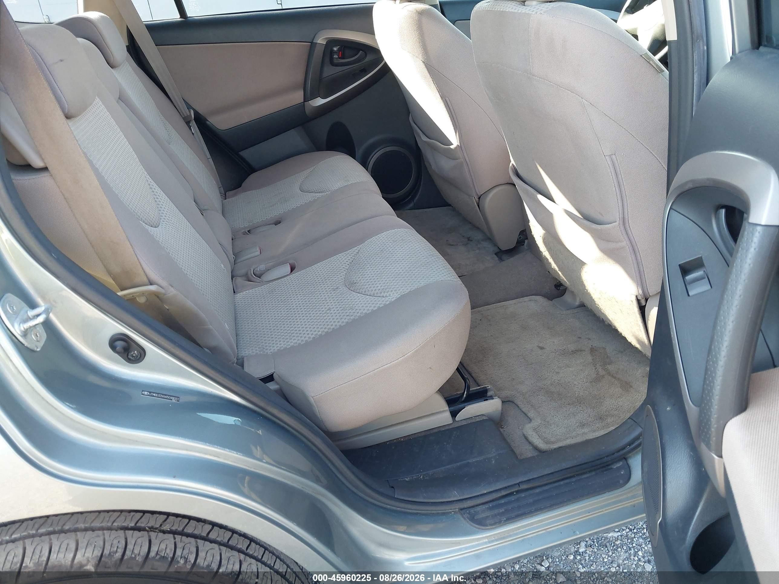 2006 Toyota Rav4   Light Blue vin: JTMBD33V665048037