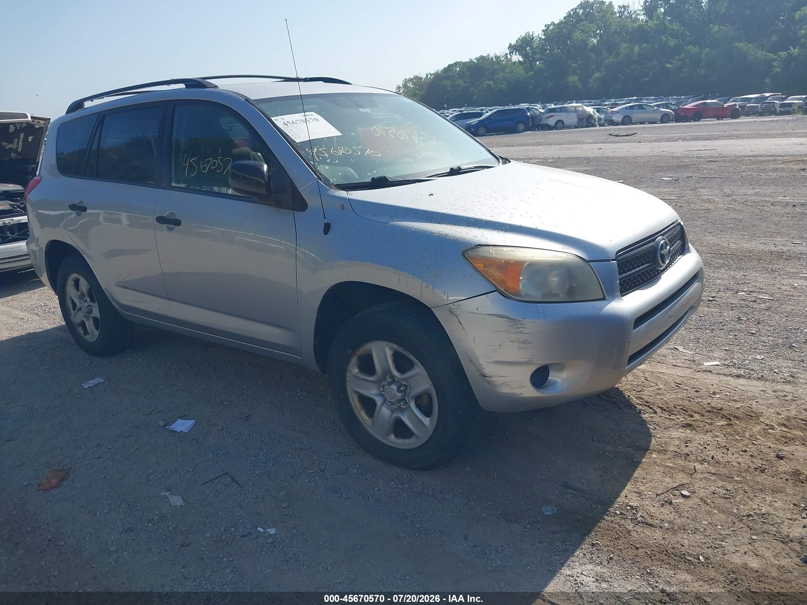 2007 Toyota Rav4   Silver vin: JTMBD33V675058262