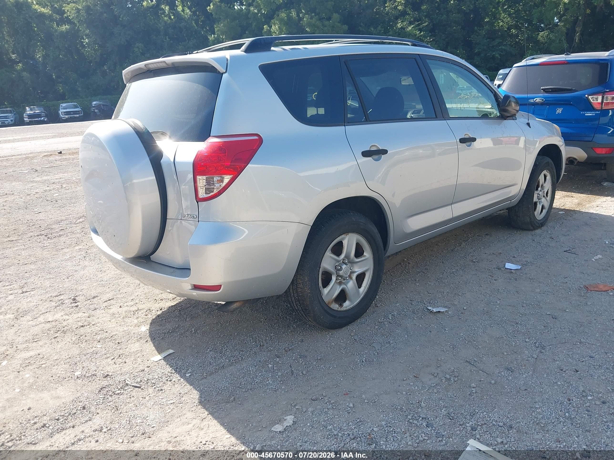 2007 Toyota Rav4   Silver vin: JTMBD33V675058262