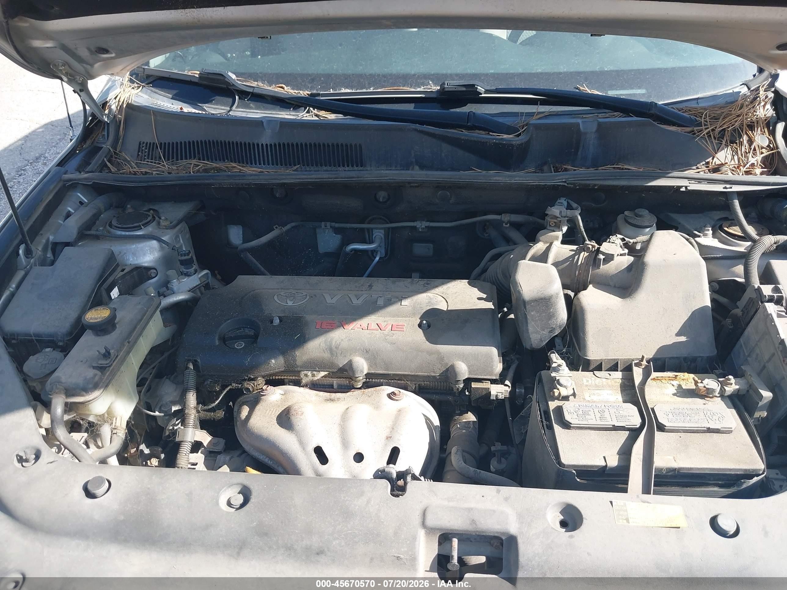 2007 Toyota Rav4   Silver vin: JTMBD33V675058262