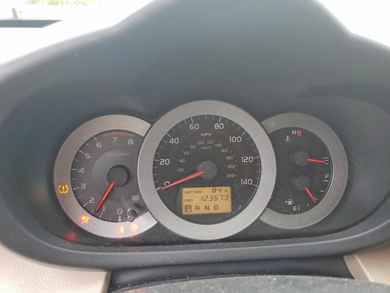 2007 Toyota Rav4 Base Gold vin: JTMBD33V676033985