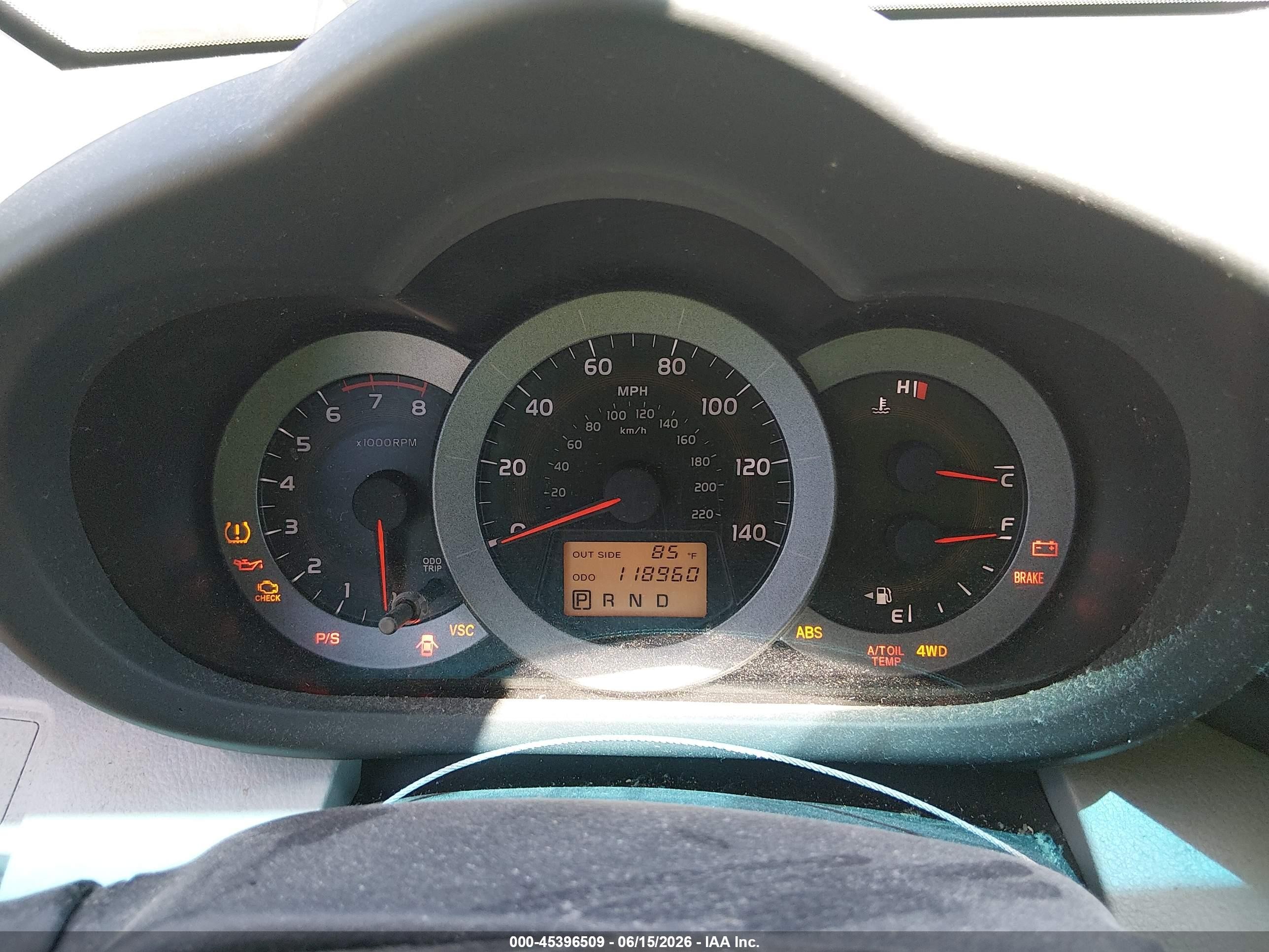 2007 Toyota Rav4   Silver vin: JTMBD33V676050852