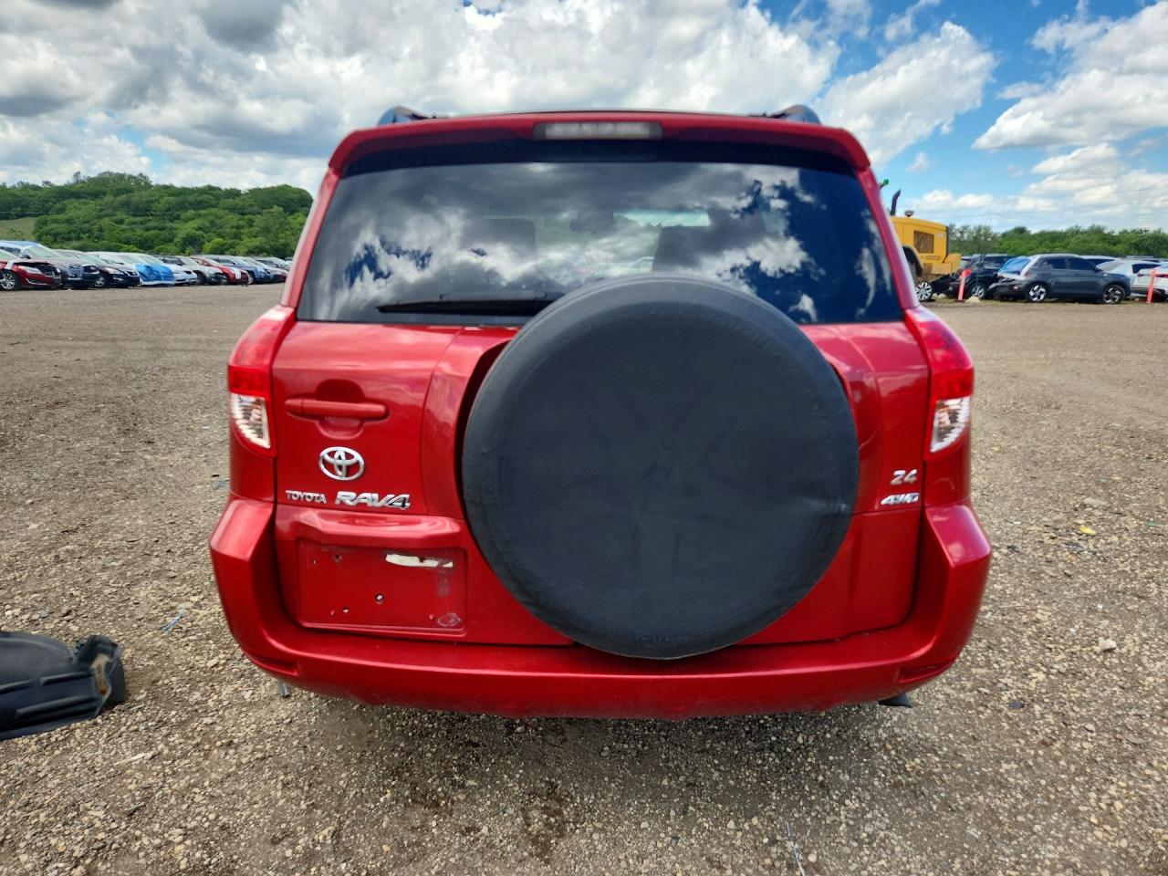 2007 Toyota Rav4 Base Red vin: JTMBD33V676053329