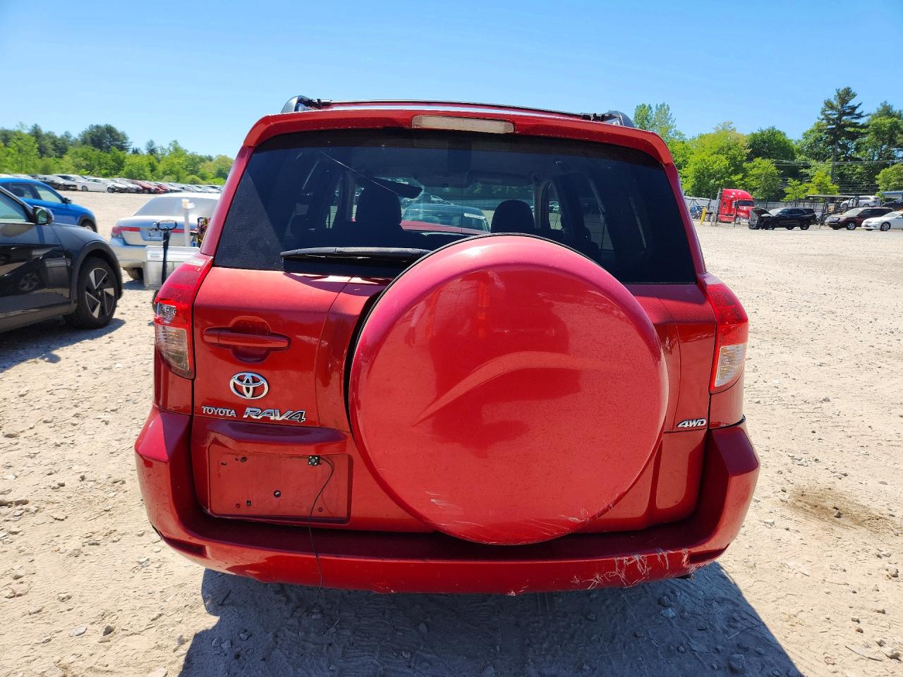 2008 Toyota Rav4 Base Red vin: JTMBD33V685148772