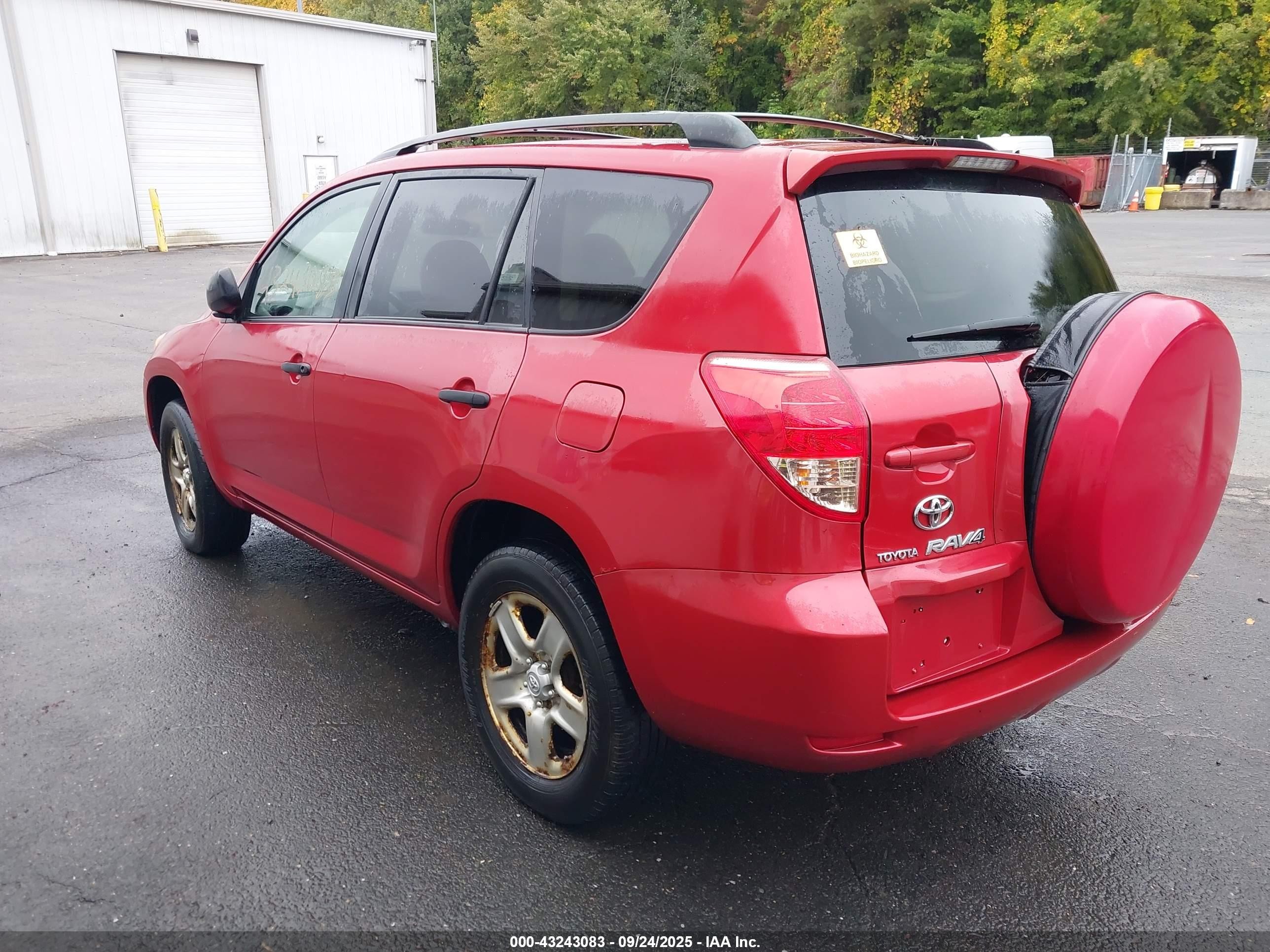 2008 Toyota Rav4   Red vin: JTMBD33V685192531