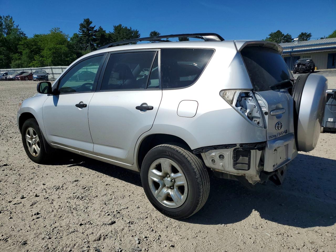 2008 Toyota Rav4 Base Серебряный vin: JTMBD33V685203575
