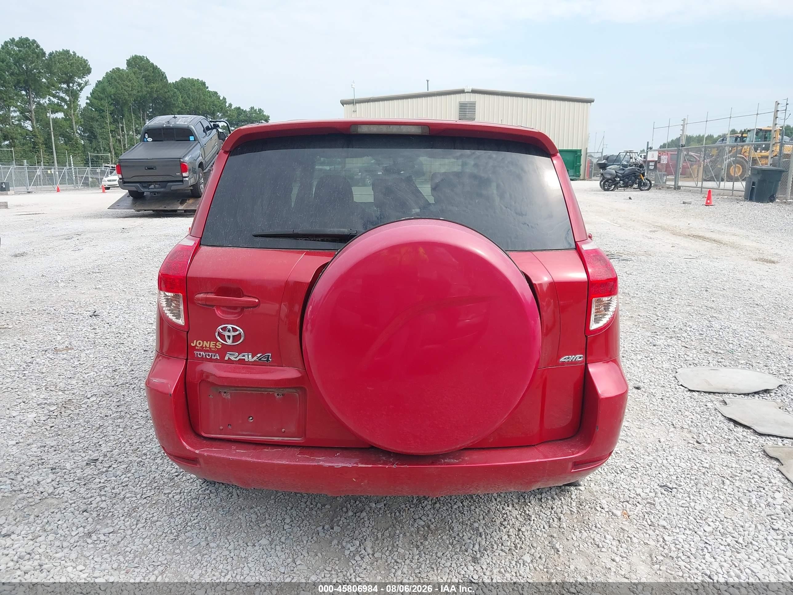 2008 Toyota Rav4   Red vin: JTMBD33V686077065