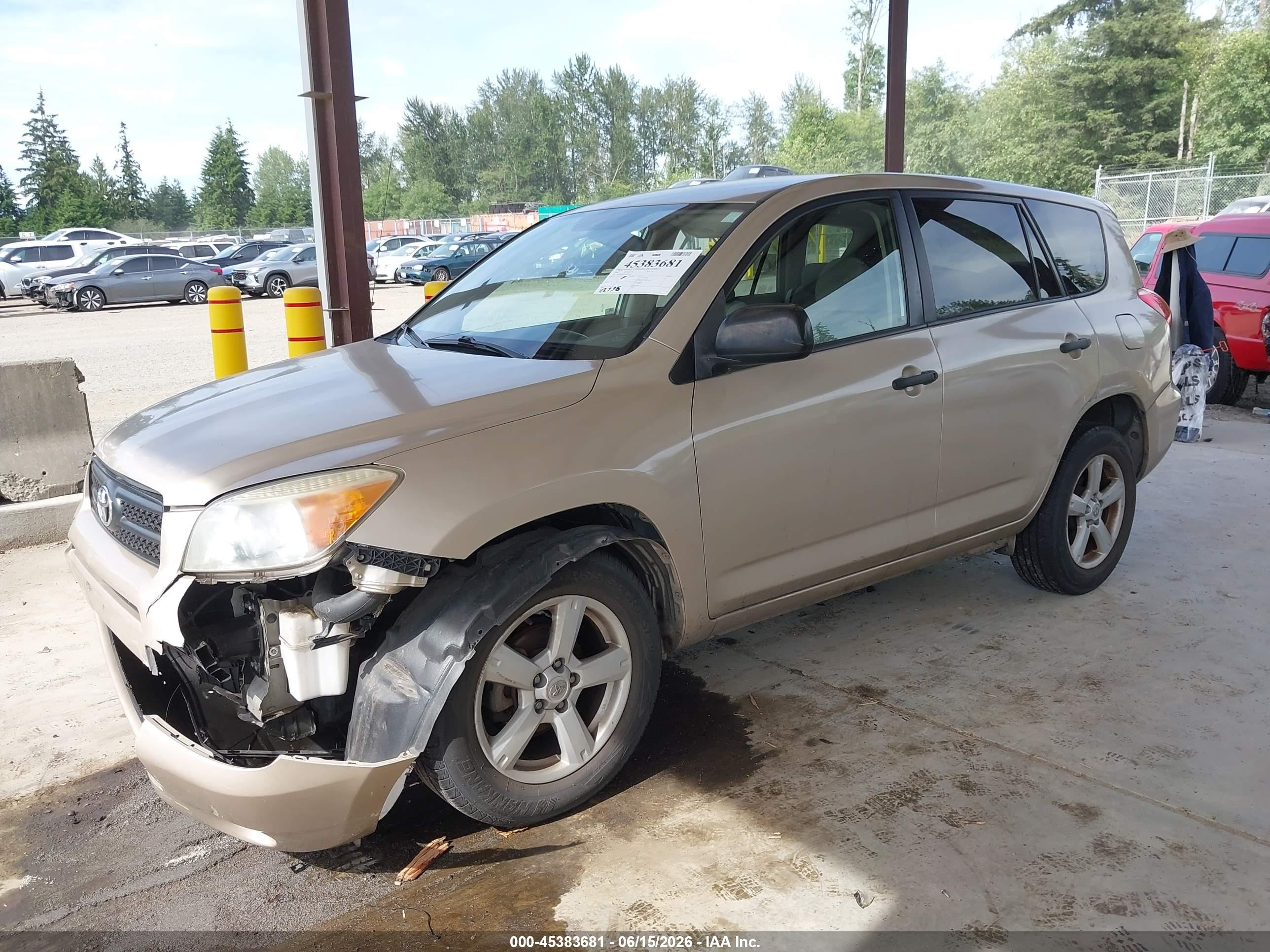 2008 Toyota Rav4   Beige vin: JTMBD33V686083402