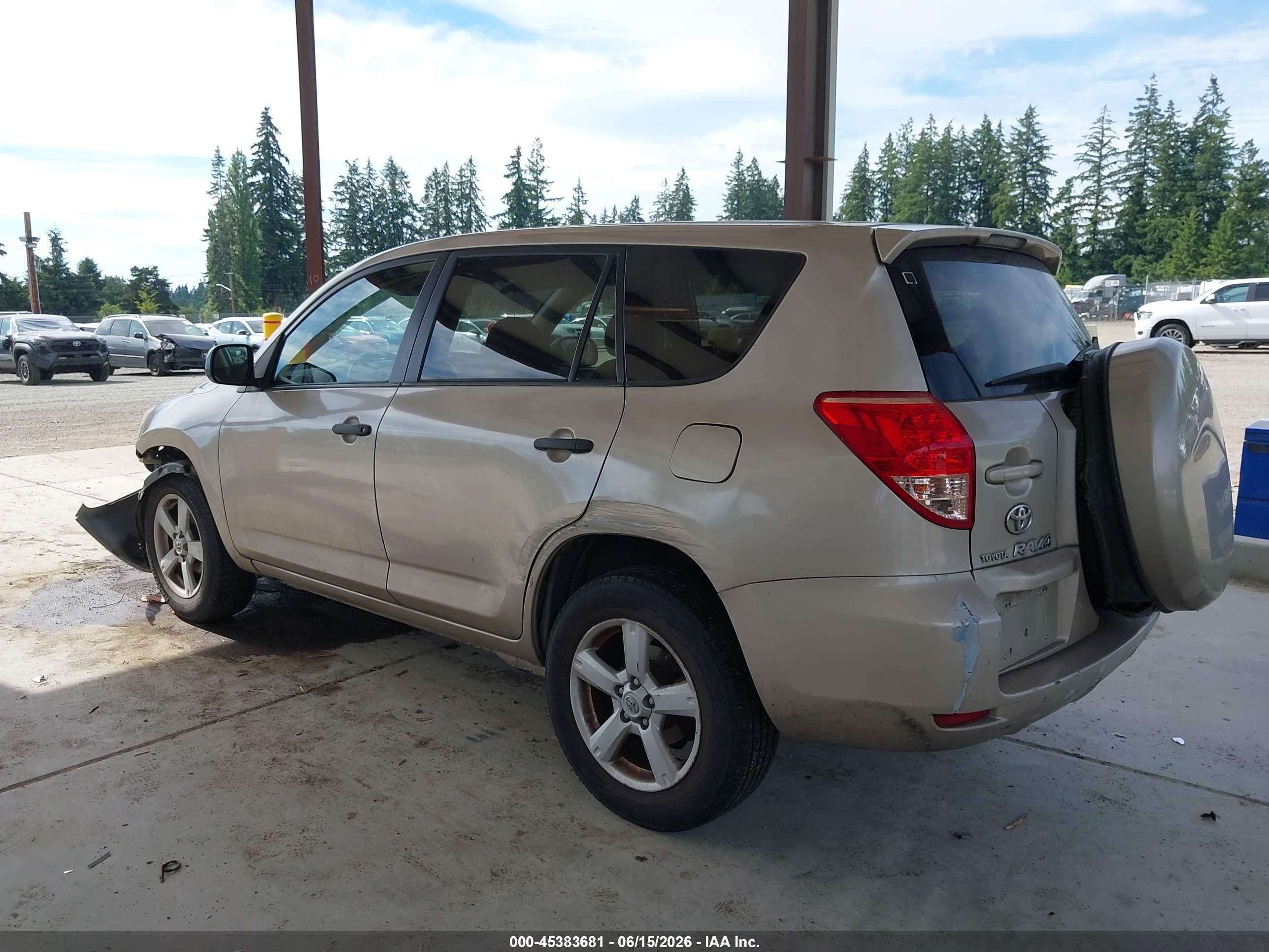 2008 Toyota Rav4   Beige vin: JTMBD33V686083402