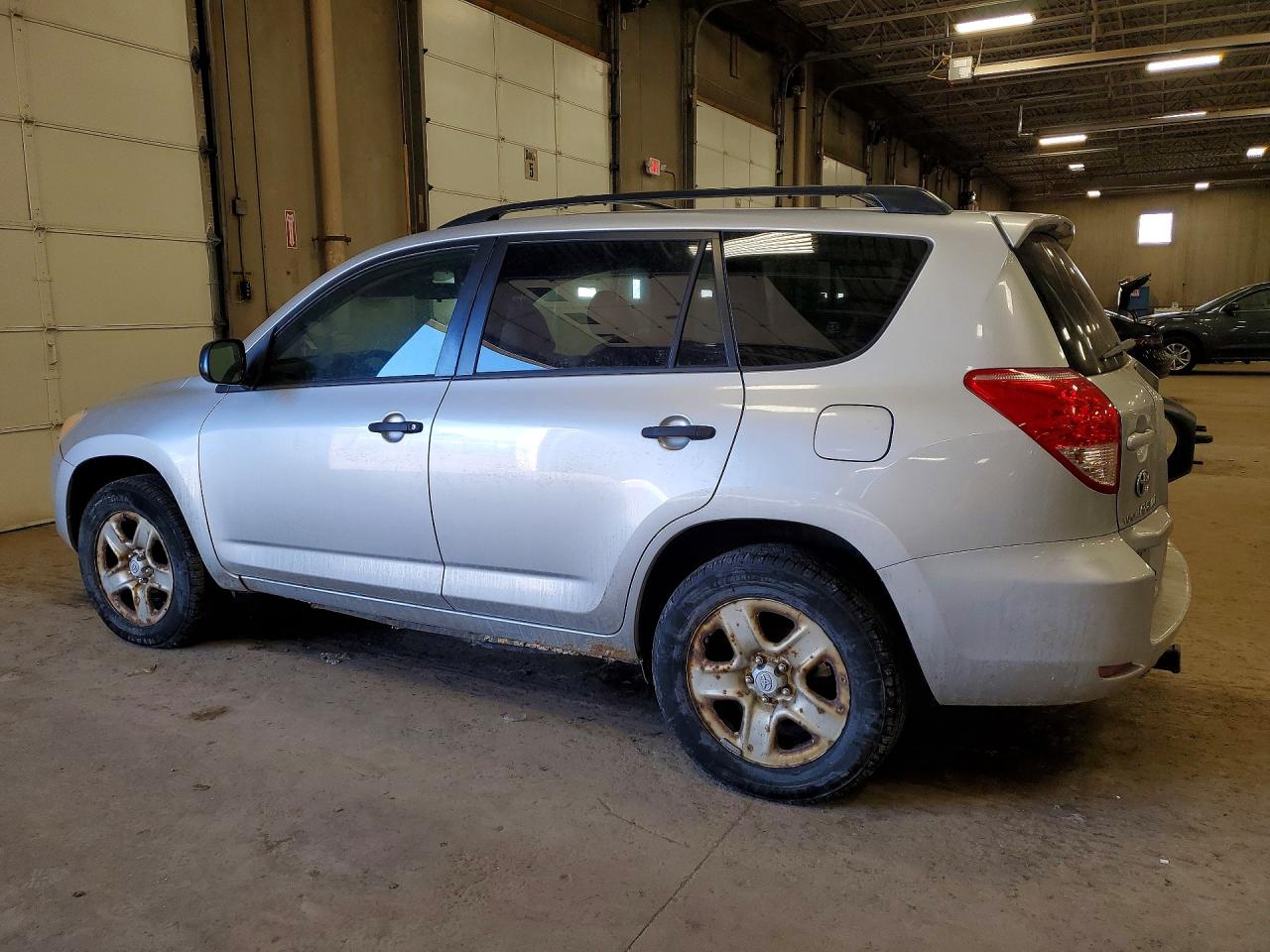2006 Toyota Rav4 Серебряный vin: JTMBD33V765046281