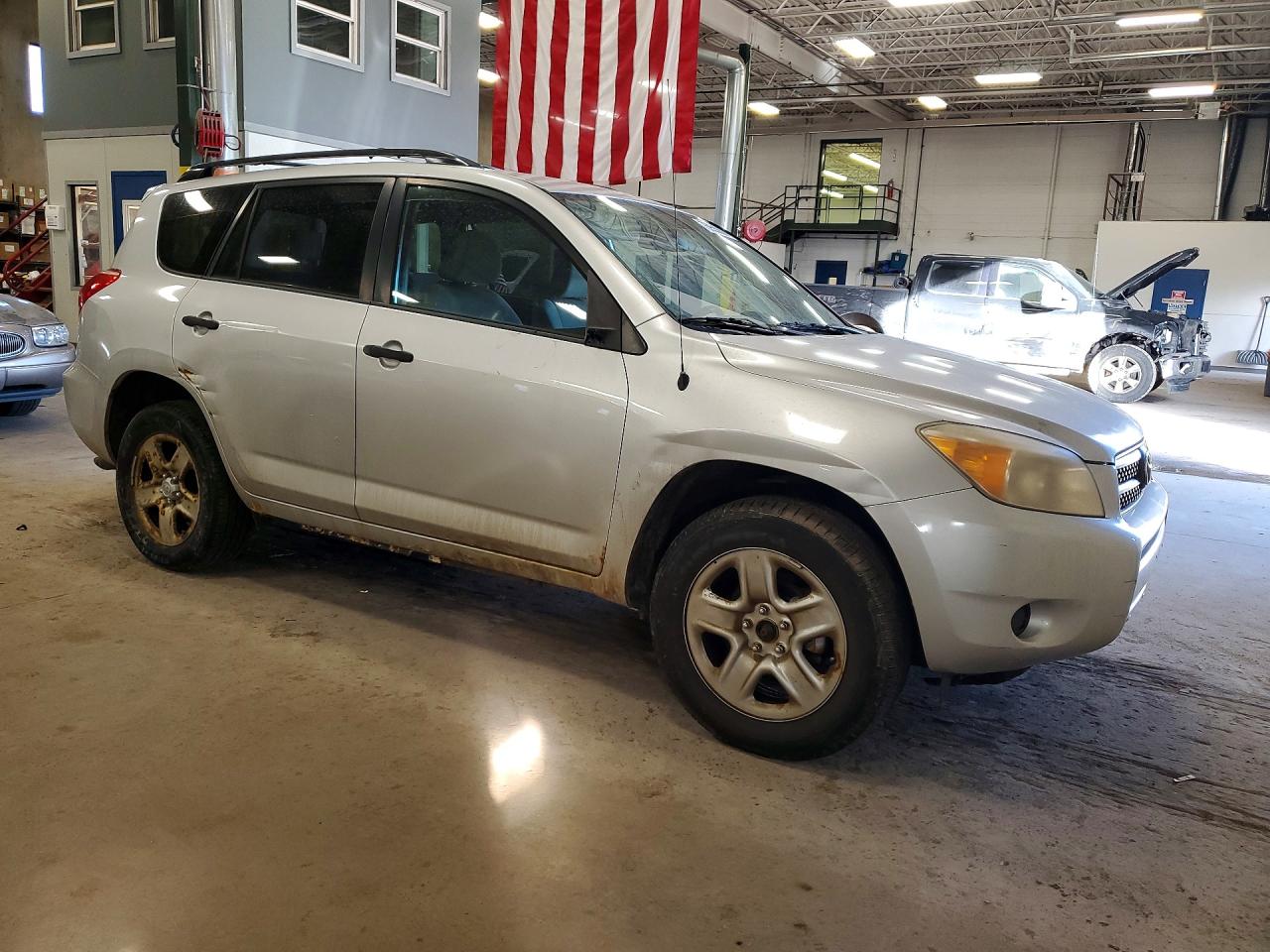 2006 Toyota Rav4 Серебряный vin: JTMBD33V765046281