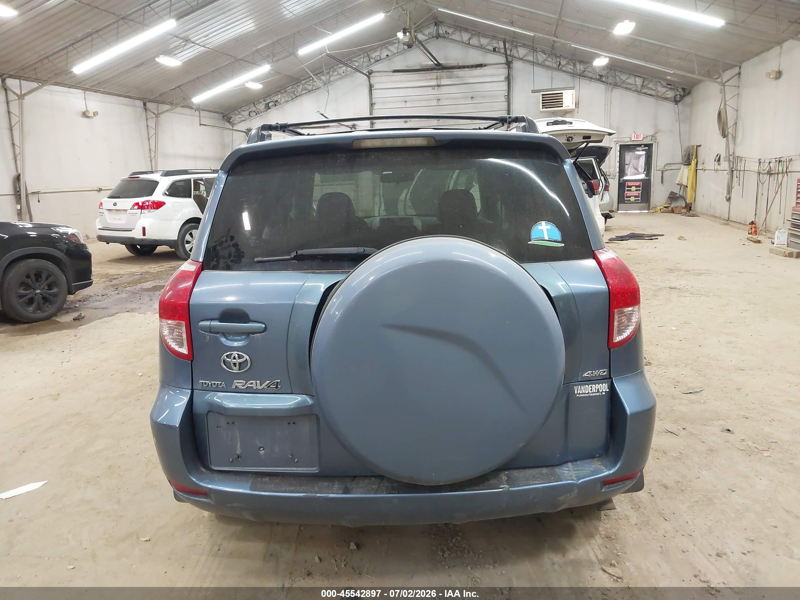 2006 Toyota Rav4   Blue vin: JTMBD33V766008754