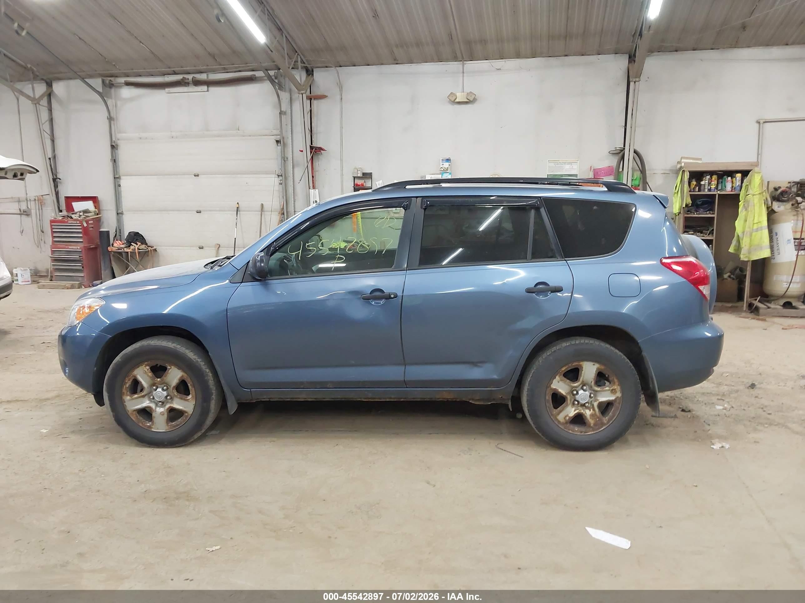 2006 Toyota Rav4   Blue vin: JTMBD33V766008754