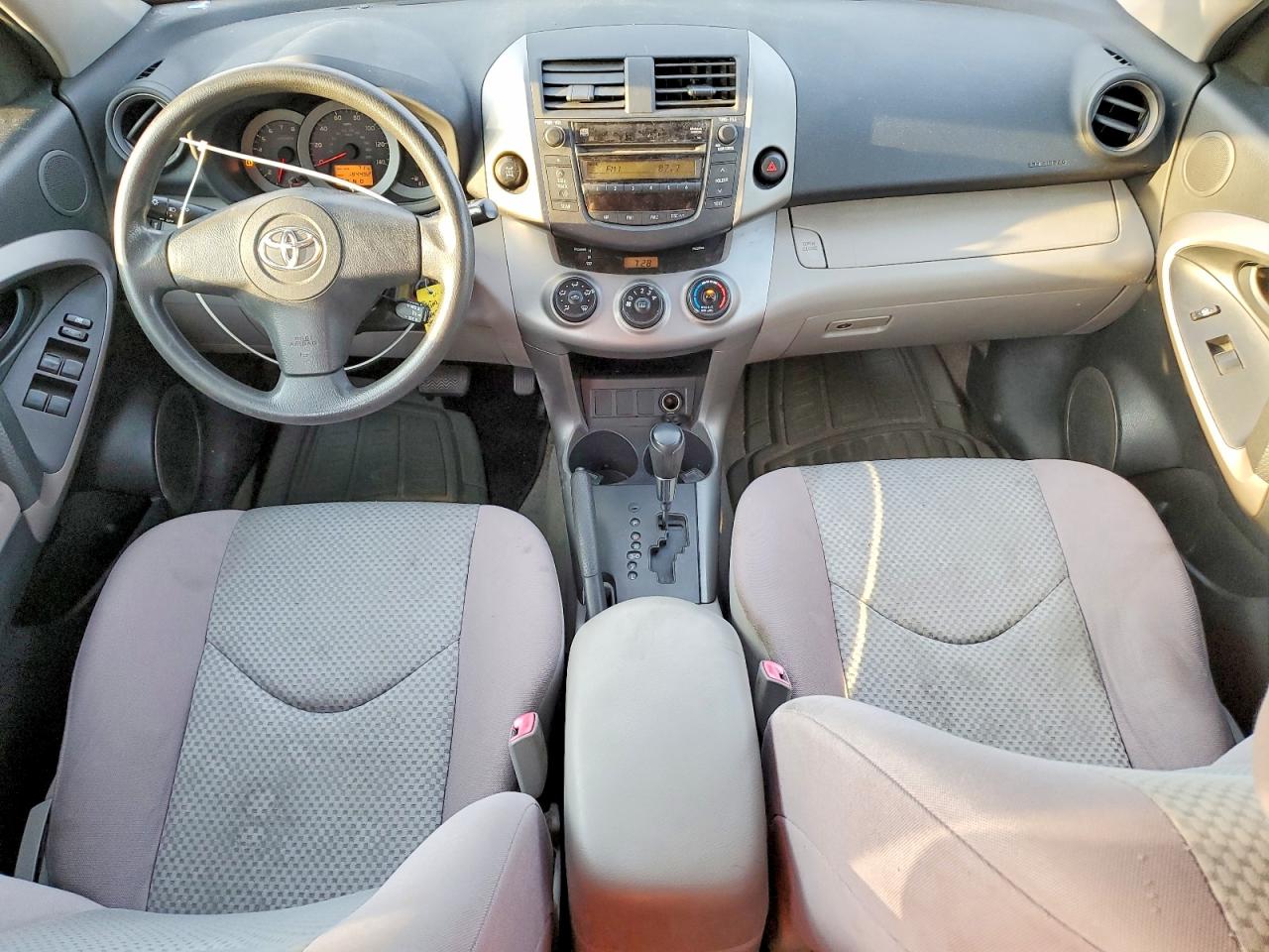 2006 Toyota Rav4 Base Gray vin: JTMBD33V766008768
