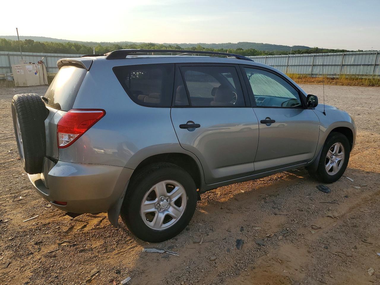 2006 Toyota Rav4 Base Gray vin: JTMBD33V766008768