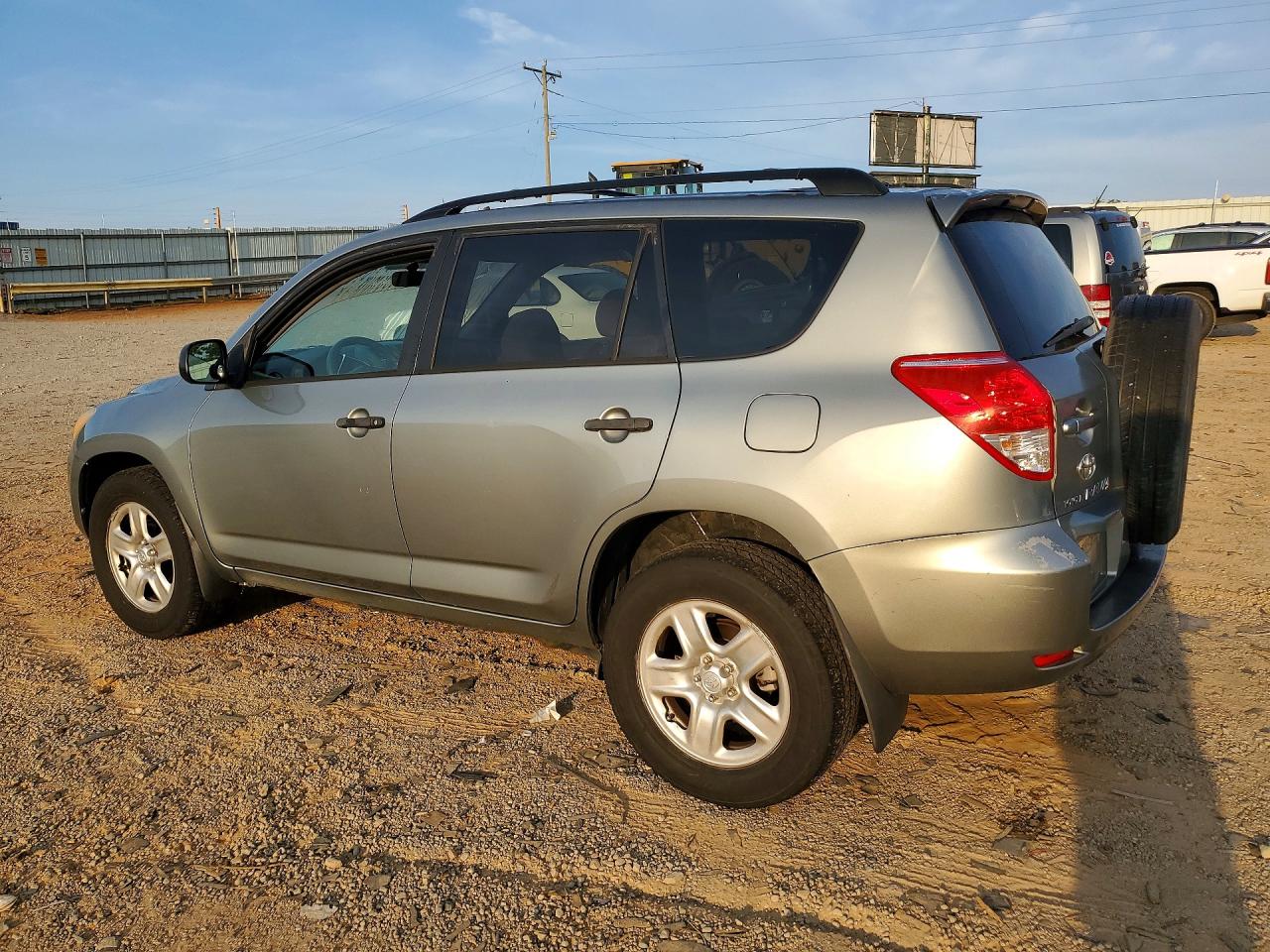 2006 Toyota Rav4 Base Gray vin: JTMBD33V766008768