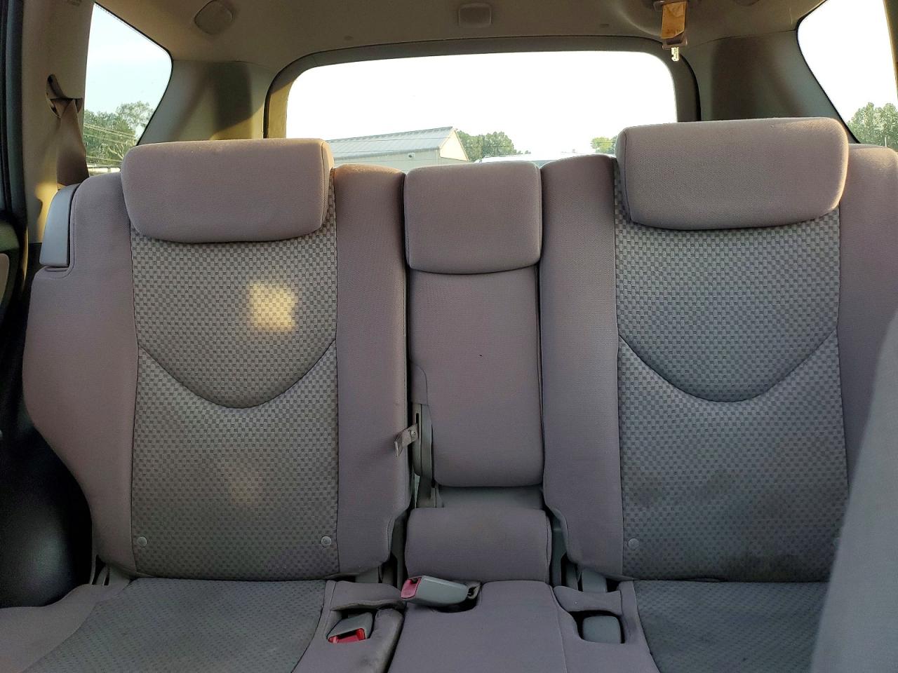 2006 Toyota Rav4 Base Gray vin: JTMBD33V766008768