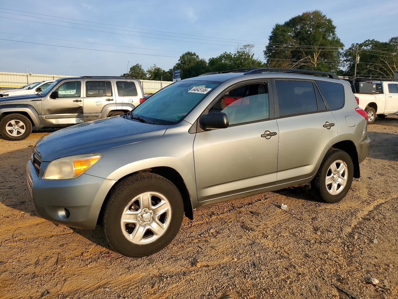 2006 Toyota Rav4 Base Gray vin: JTMBD33V766008768