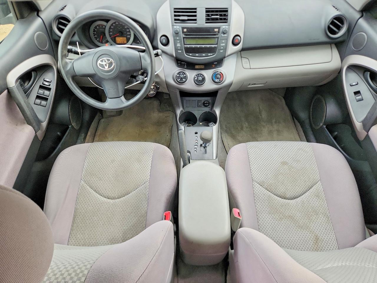 2006 Toyota Rav4 Base Silver vin: JTMBD33V766014070