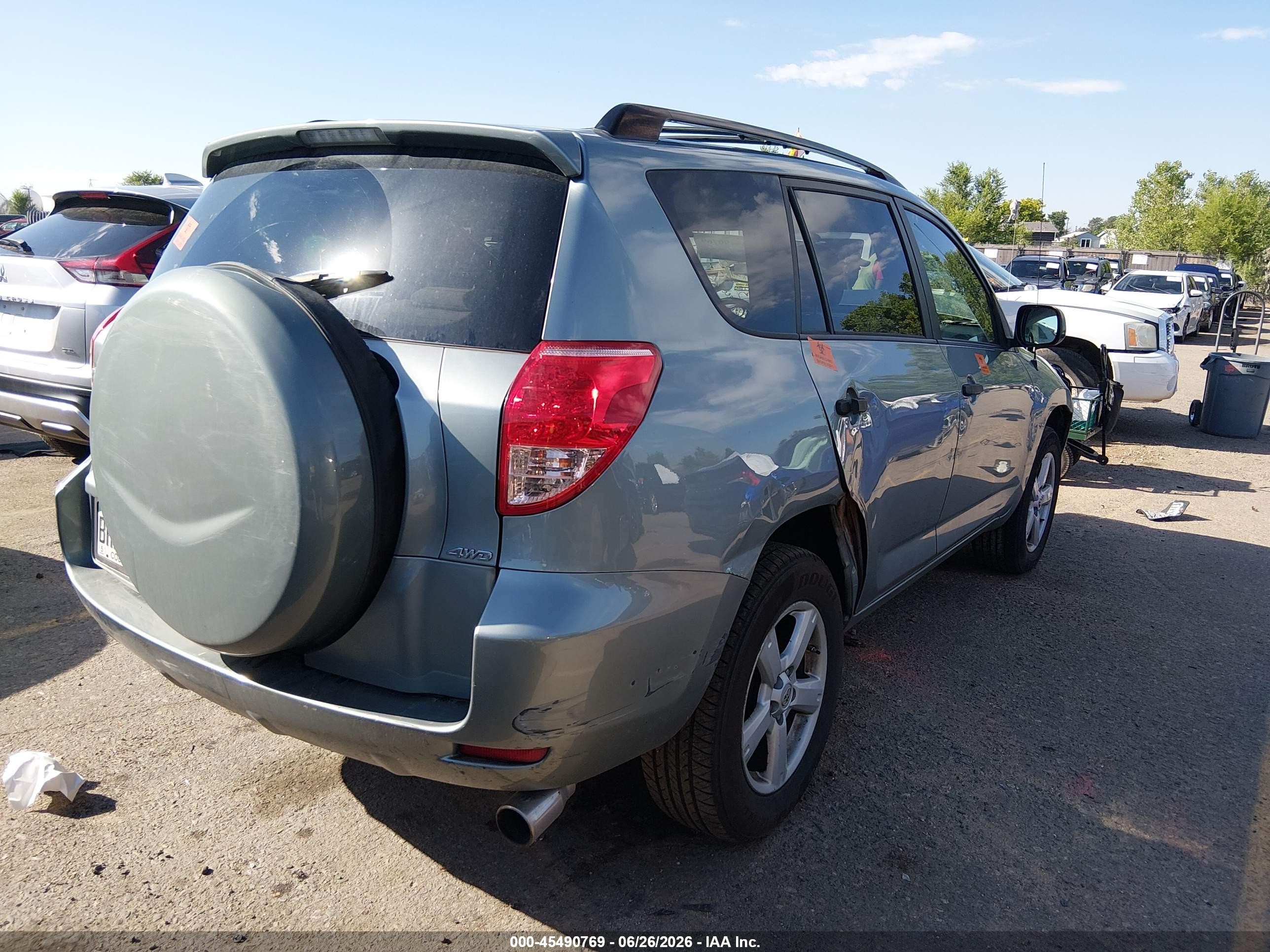 2007 Toyota Rav4   Gray vin: JTMBD33V775066676