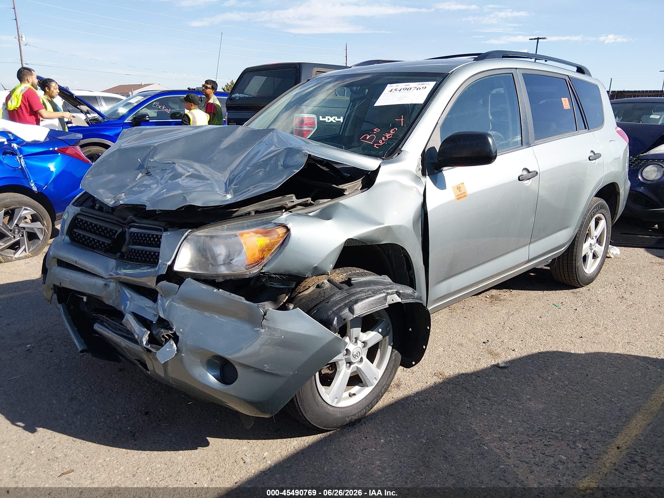 2007 Toyota Rav4   Gray vin: JTMBD33V775066676
