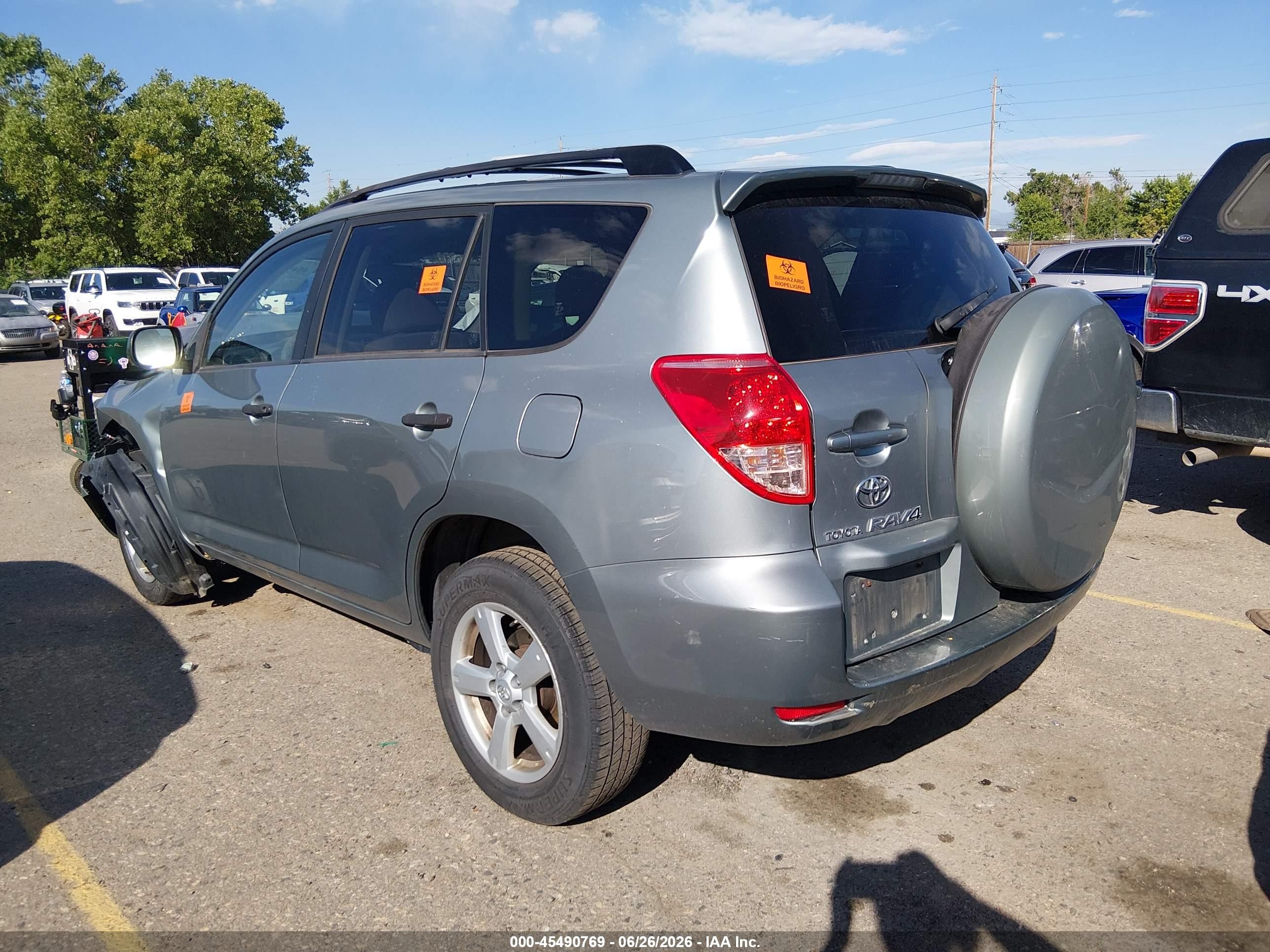 2007 Toyota Rav4   Gray vin: JTMBD33V775066676