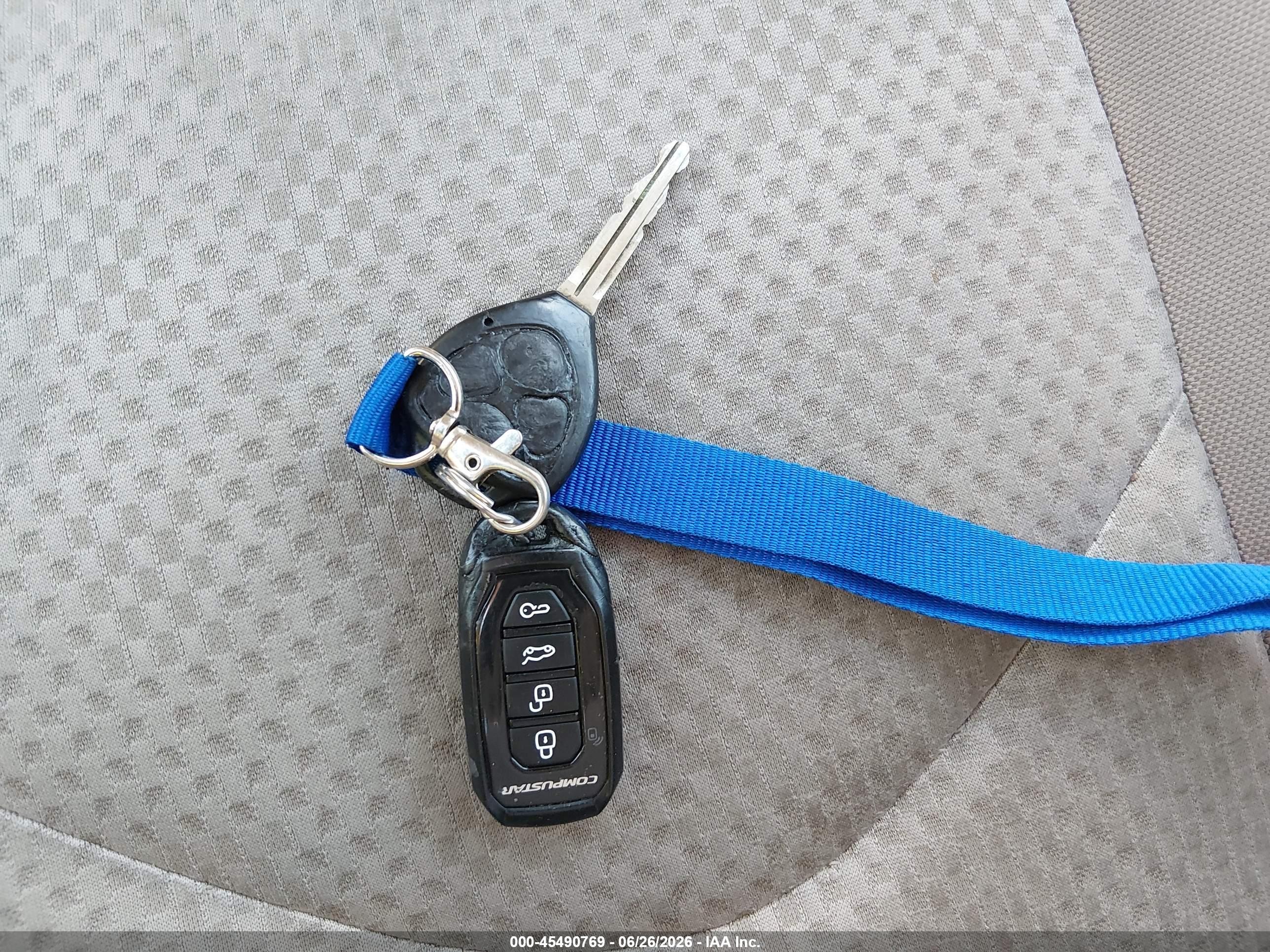 2007 Toyota Rav4   Gray vin: JTMBD33V775066676